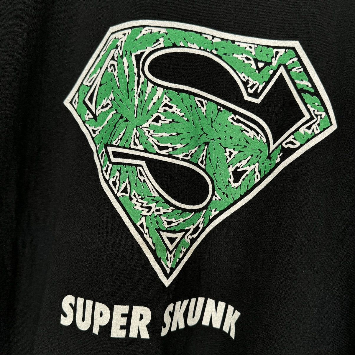 Vintage Vintage 90s Super Skunk Superman Parody Euro T Shirt Size US XL / EU 56 / 4 - 3 Thumbnail