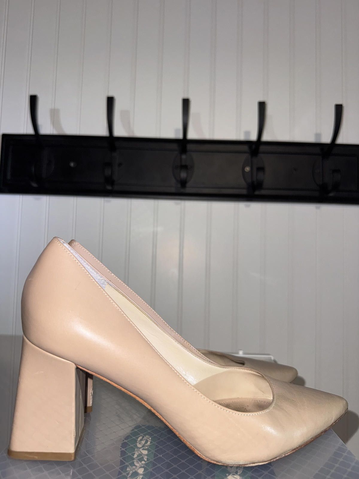 Other Marc Fisher Beige Block Heel Pumps Size 7 Size US 7 / IT 37 - 2 Thumbnail