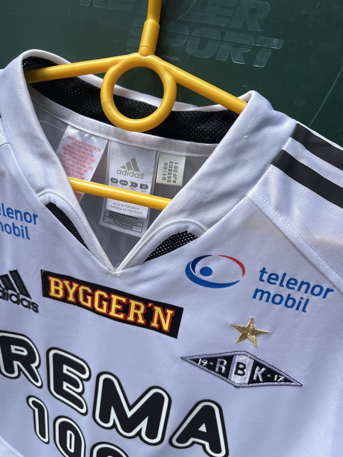 Other Adidas RBK Rosenbourg soccer jersey with autographs Size US L / EU 52-54 / 3 - 3 Thumbnail