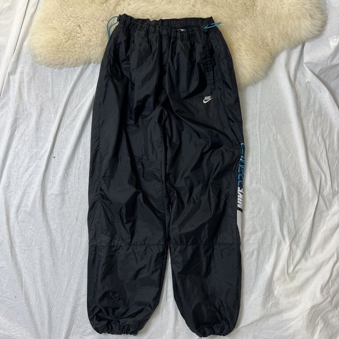 Nike on sale parachute tracksuit