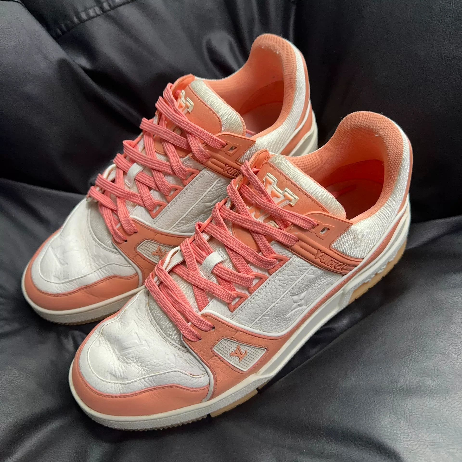 Louis Vuitton Louis Vuitton Training Pink Lowtop Sneakers 41 Men Size US 8.5 / EU 41-42 - 1 Thumbnail