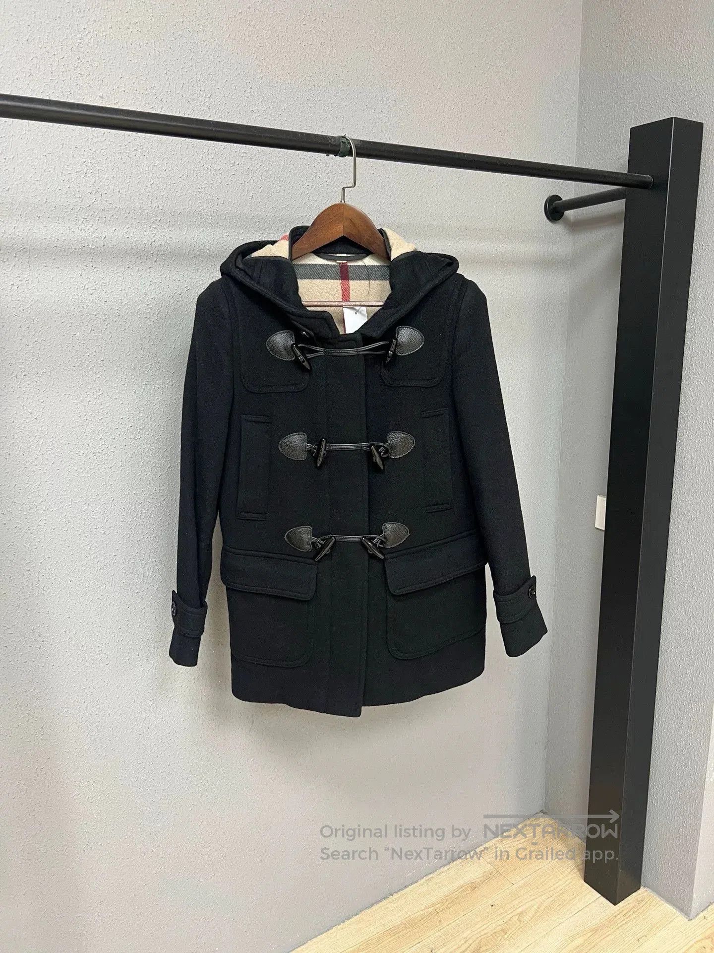 Burberry Burberry Wool Toggle Coat Size UK6. Size XS / US 0-2 / IT 36-38 - 1 Thumbnail