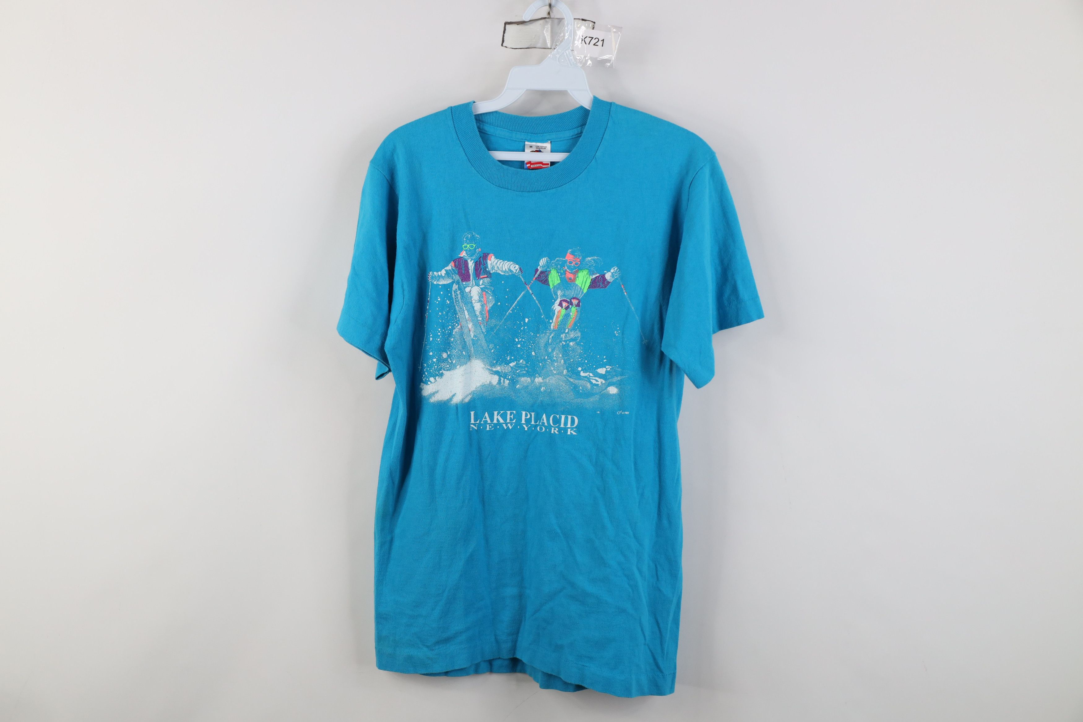 Vintage Vintage 80s New York Skiing All Over Print T-Shirt USA Size M / US 6-8 / IT 42-44 - 1 Thumbnail