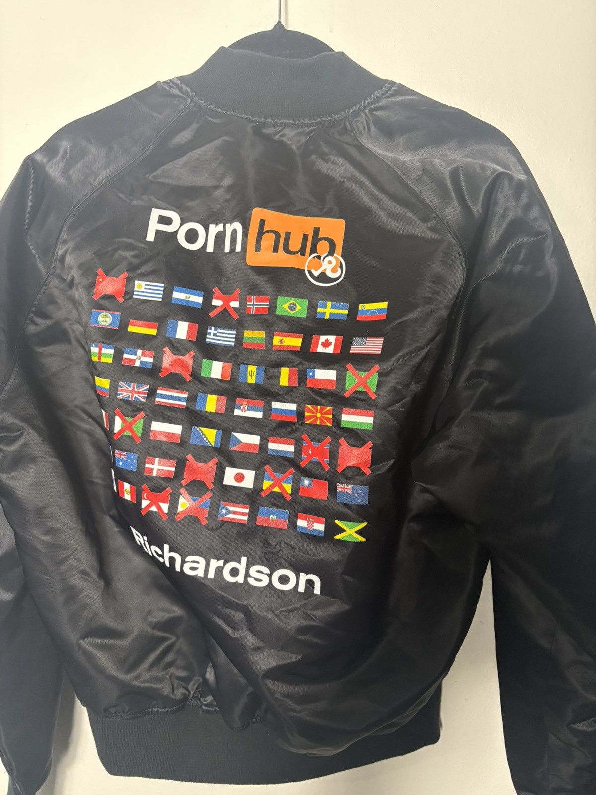 Richardson Richardson and p*rn hub collaboration Size S / US 4 / IT 40 - 5 Thumbnail