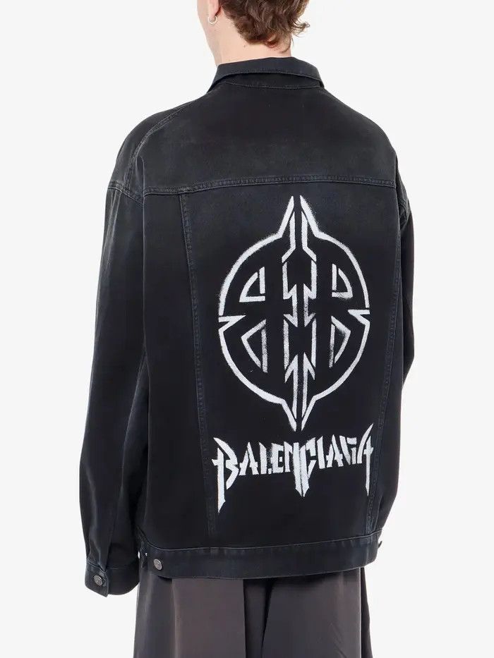 Balenciaga o1w1db11225 Metal BB Stencil Oversized Jacket in Black Size US XXL / EU 58 / 5 - 5 Thumbnail