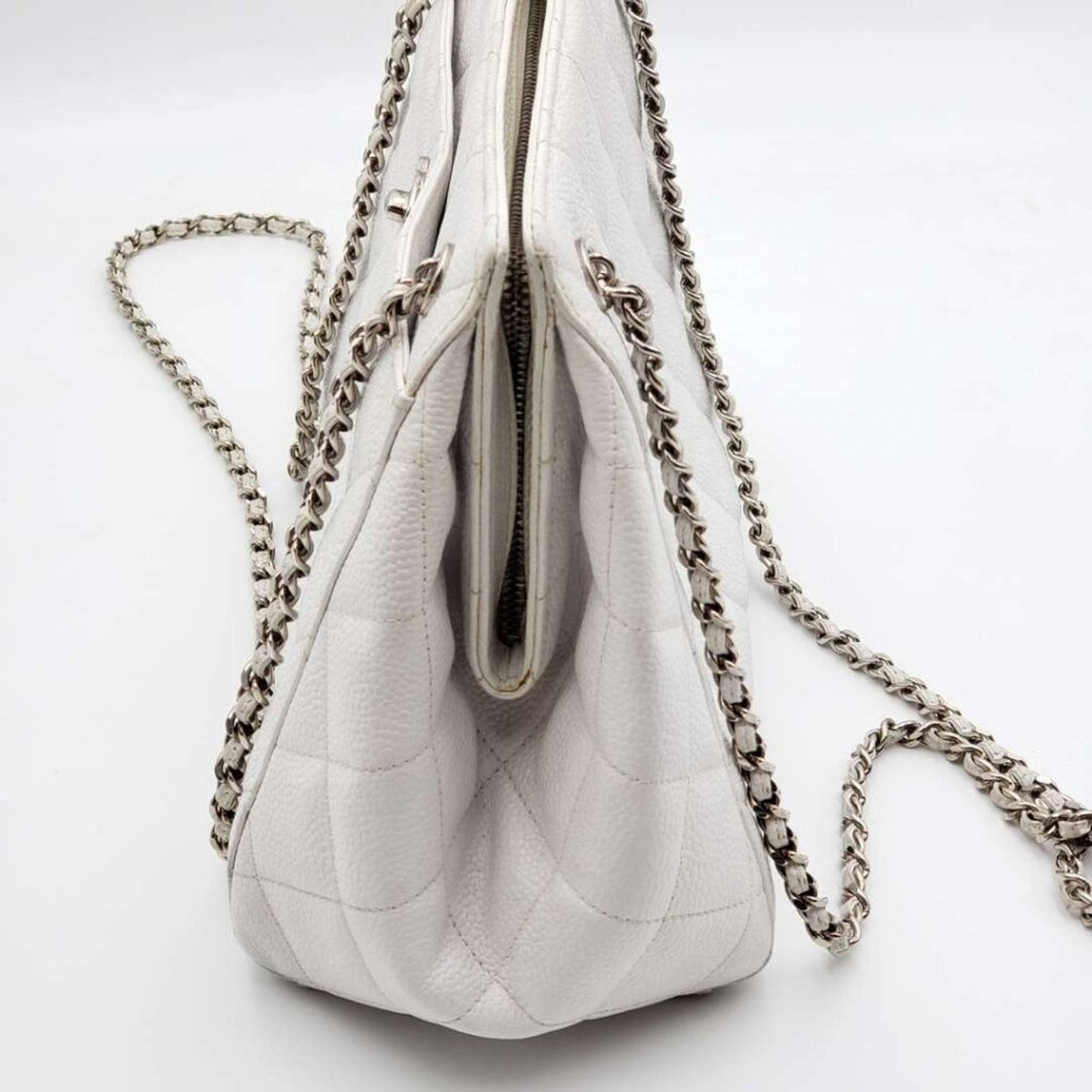 Chanel AUthentic CHANEL Quilted Matelasse CC Logo Caviar Skin Chain Size ONE SIZE - 5 Thumbnail