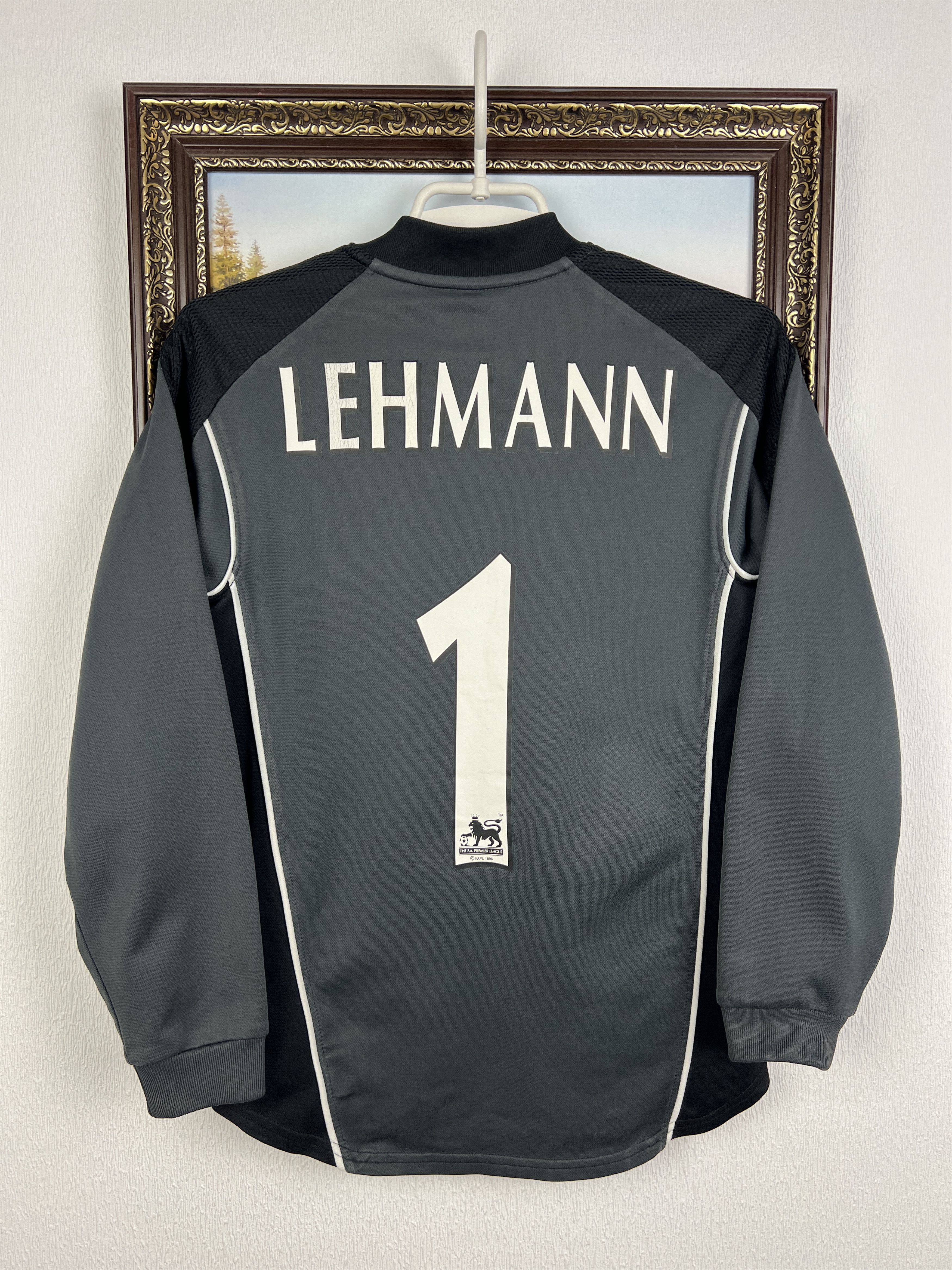 Nike Arsenal Goalkeeper shirt Soccer #1 Lehmann Jersey Sz Boys M Size US XXS / EU 40 - 1 Thumbnail
