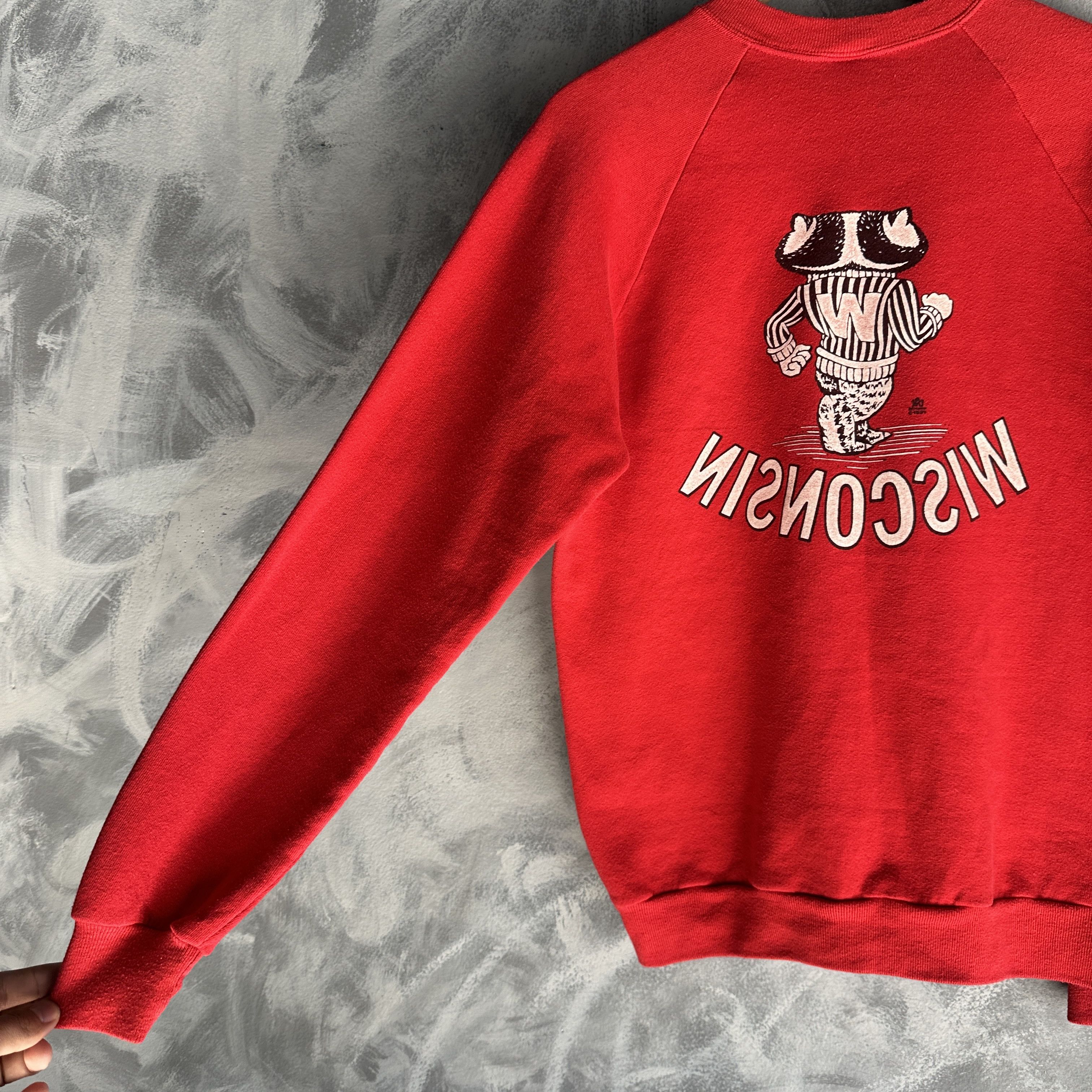 Other VINTAGE Wisconsin University Bucky Badger 2 Sided 80s Size US L / EU 52-54 / 3 - 9 Thumbnail