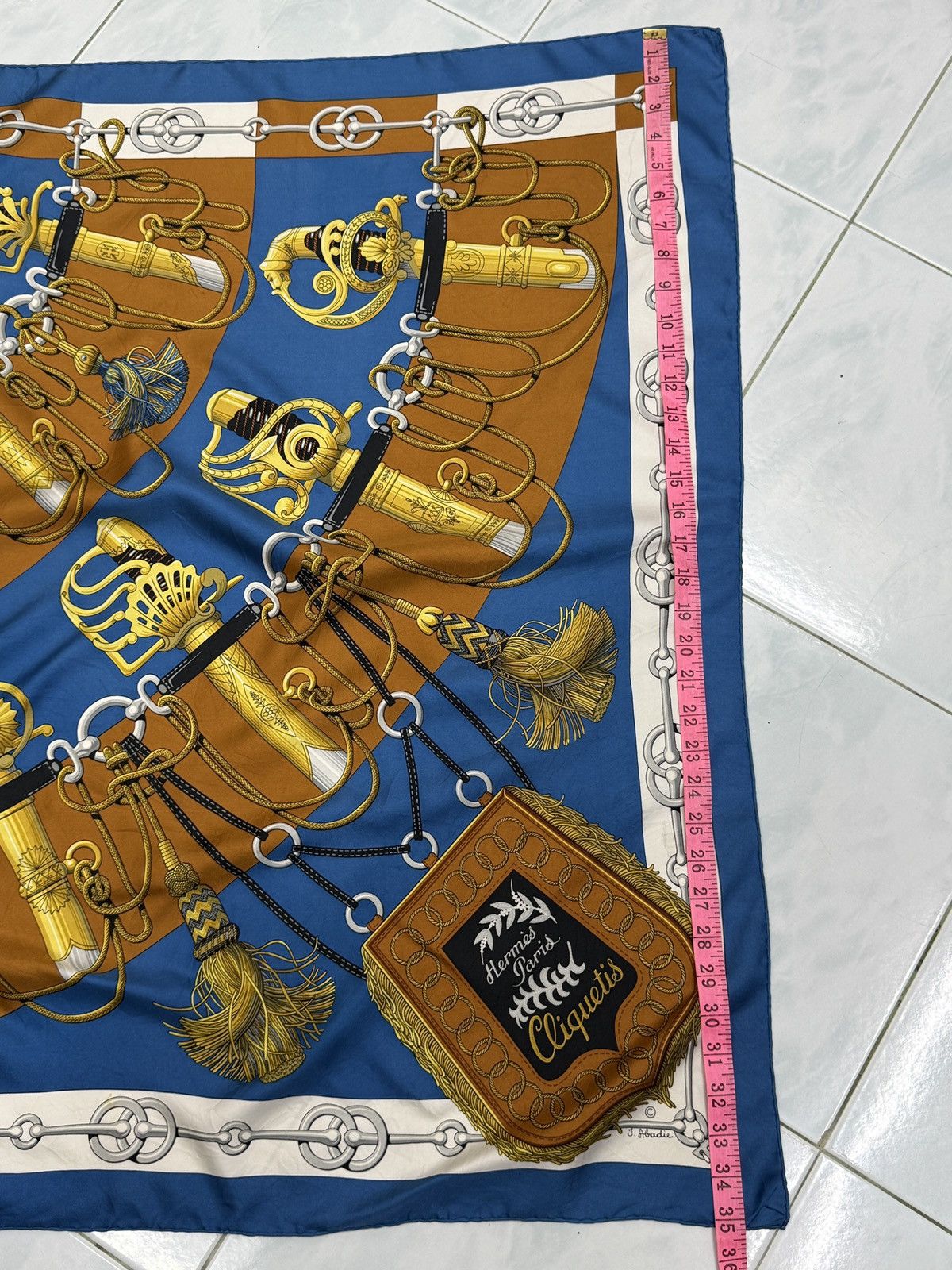 Hermes 💥💥🔥ARCHIVE AUTHENTIC HERMES CLIQUETIS SILK SCARF Size ONE SIZE - 14 Thumbnail
