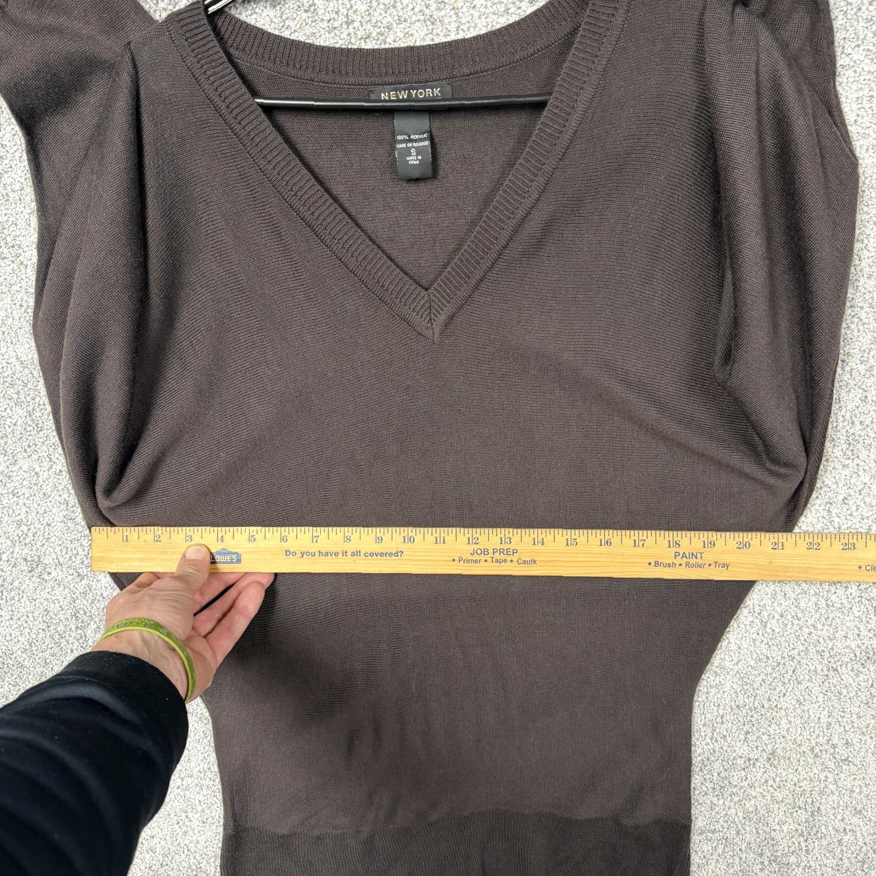Vintage New York & Company Sweater Womens S Brown Tunic Dolman Minimalist Preppy V-Neck Long Sleeve Knit Batwing Solid 90s? Size S / US 4 / IT 40 - 4 Thumbnail