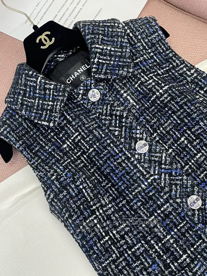 Chanel Chanel High-end handicraft workshop blue and black mixed c Size XXS / US 00 / IT 34 - 2 Thumbnail