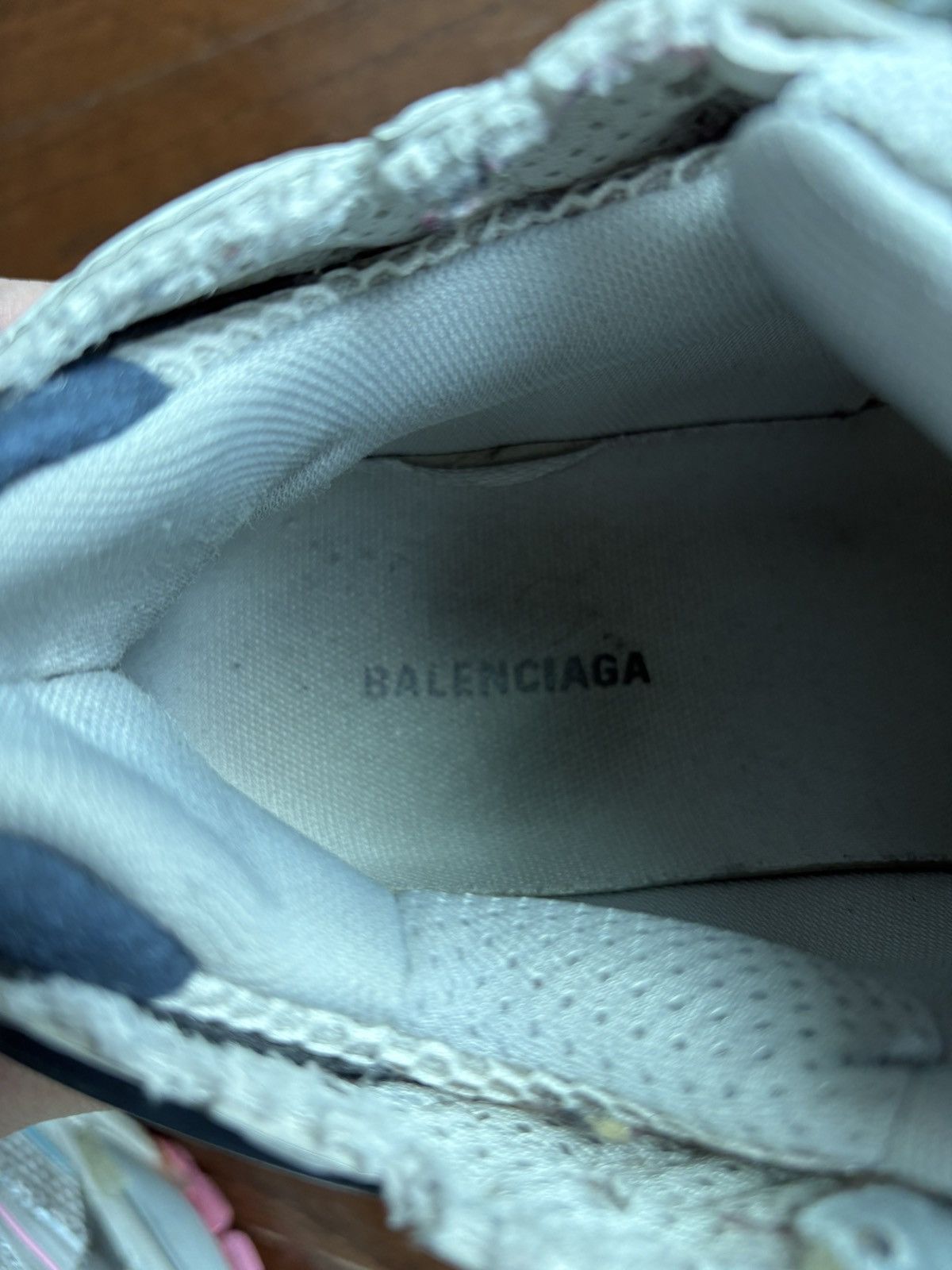 Balenciaga Balenciaga Runner Grey Pink Blue Sneaker Shoe Size US 10 / EU 43 - 9 Thumbnail