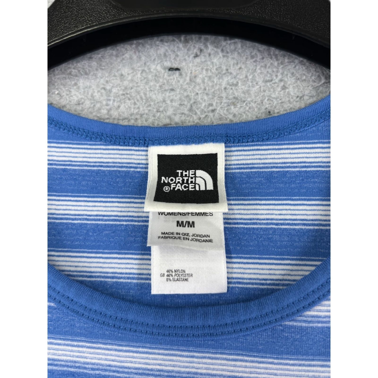 The North Face VINTAGE The North Face Shirt Women M Blue Short Sleeve Vaporwick Nylon Blend Size M / US 6-8 / IT 42-44 - 7 Thumbnail