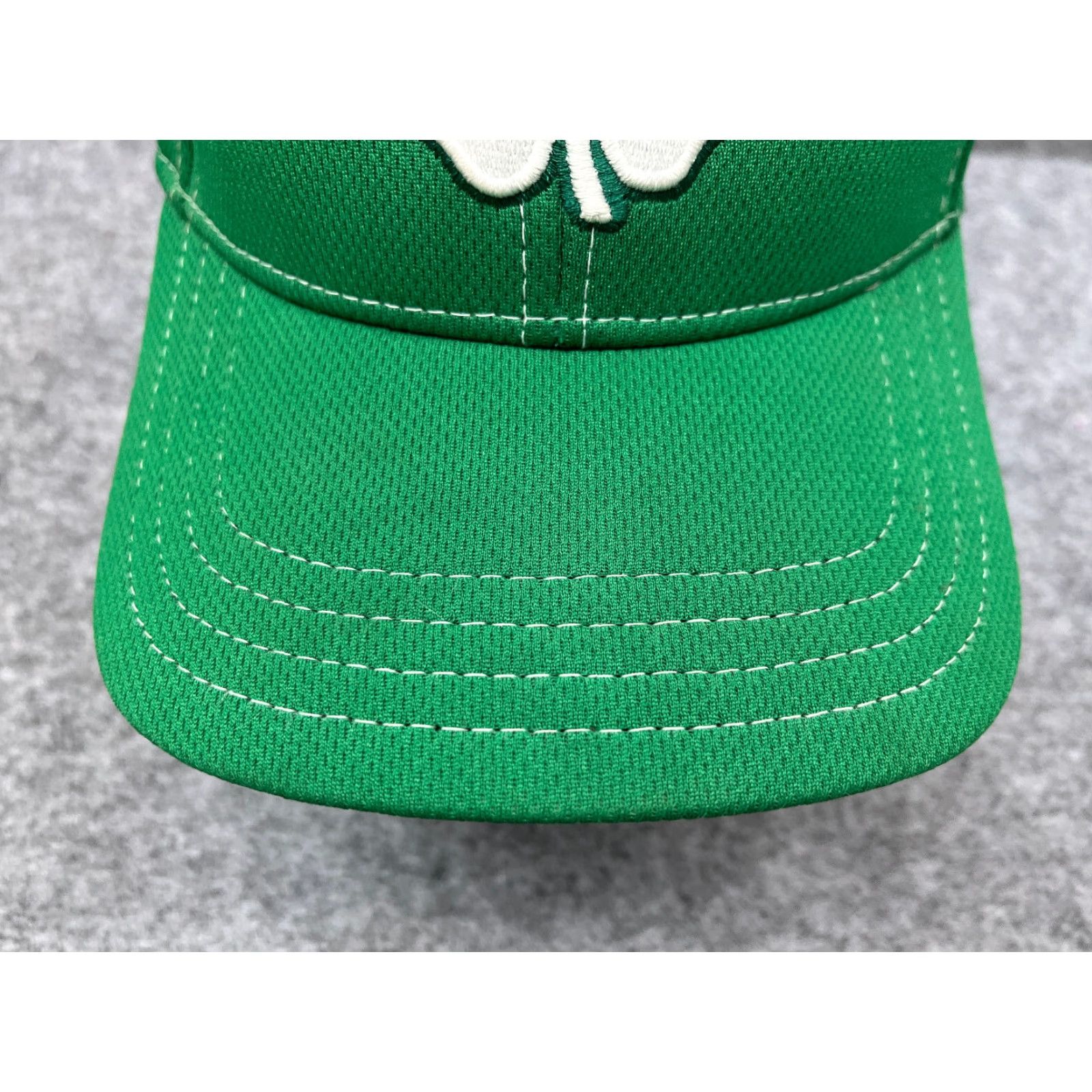 Vintage Black Clover Cap Hat Fitted Adult One Size Green Polyester Live Outdoors Lucky Size ONE SIZE - 3 Thumbnail
