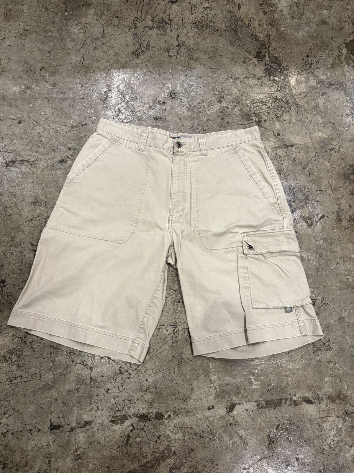 Nike ACG Vintage Nike ACG Beige Cargo Shorts Size US 36 / EU 52 - 1 Thumbnail