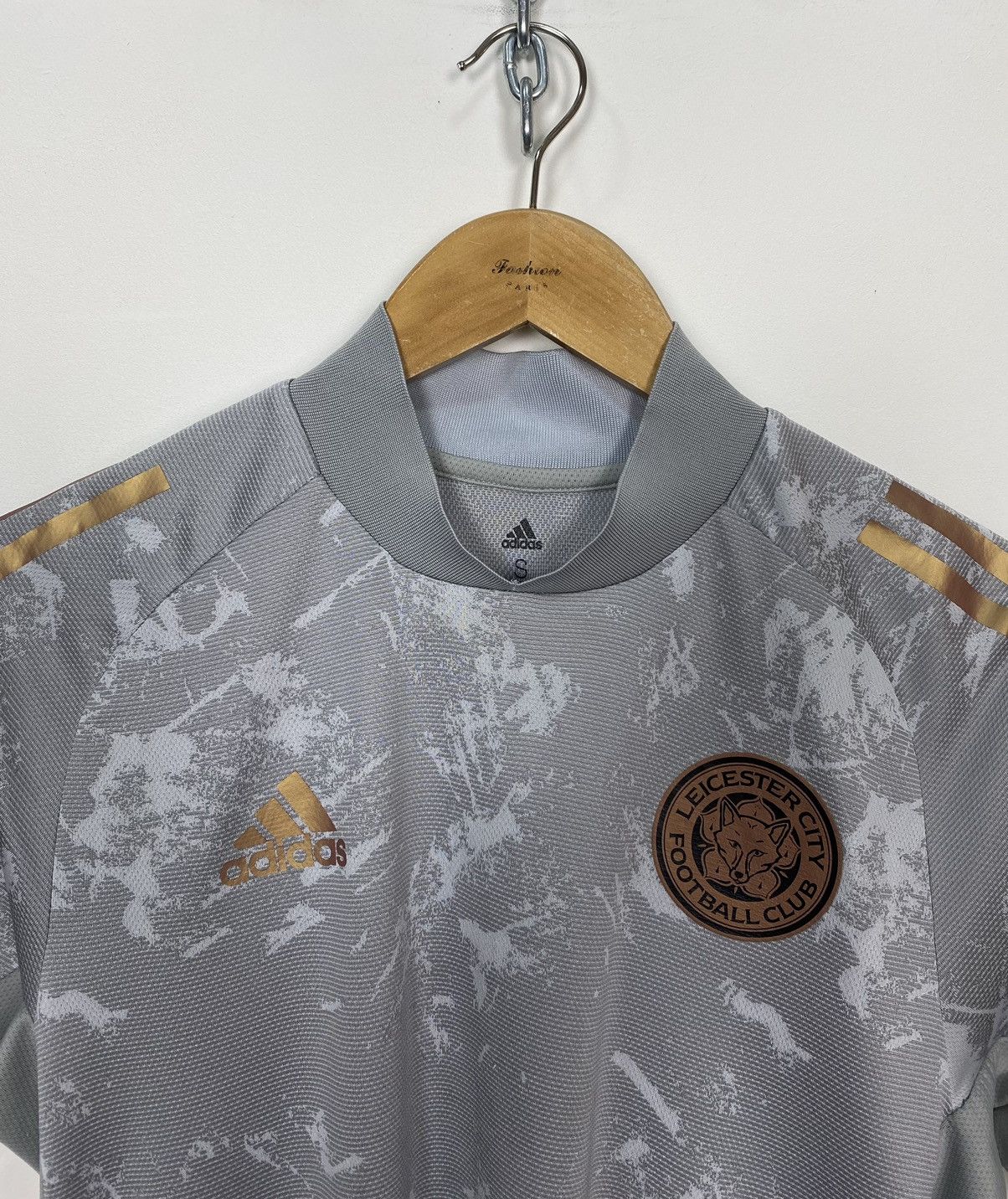 Adidas LEICESTER CITY 2020 2021 Football Shirt Jersey Adidas Size S Size US S / EU 44-46 / 1 - 2 Thumbnail