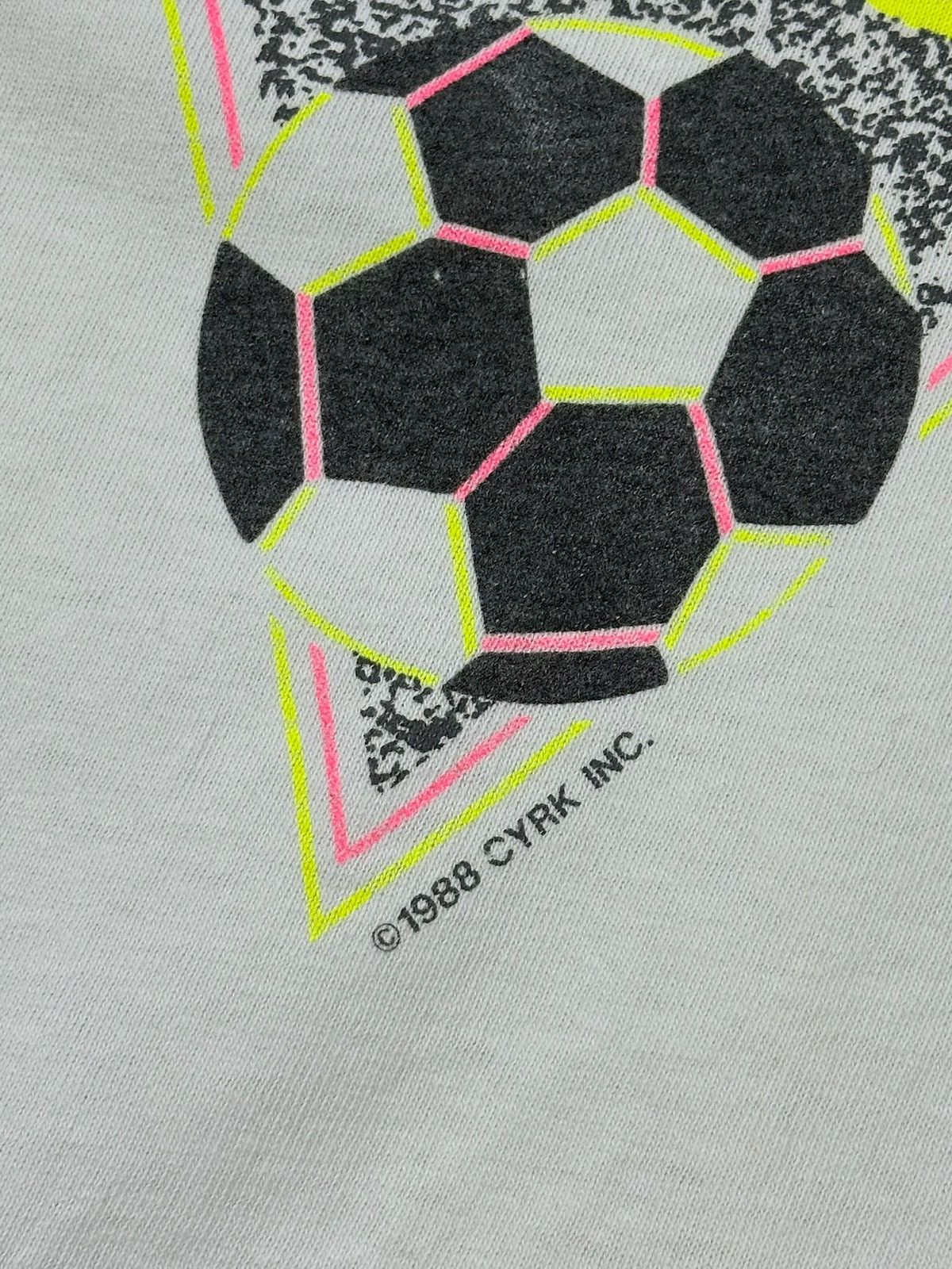 Vintage Vintage Soccer Graphic Tee Football 90s acid jersey techno Size US L / EU 52-54 / 3 - 5 Thumbnail
