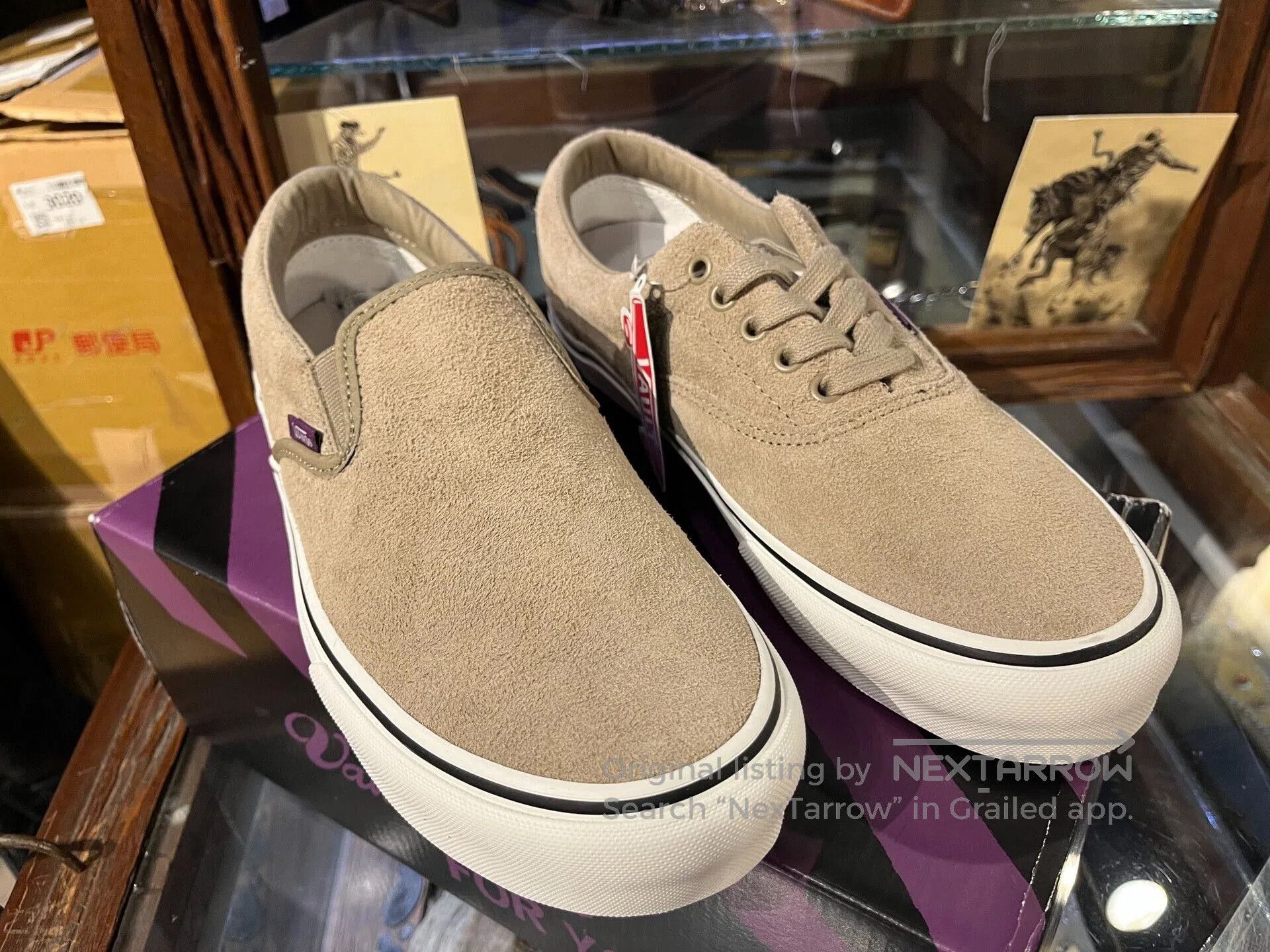 Vans VANS Limited Edition Suede Casual Shoes. Size US 9.5 / EU 42-43 - 2 Thumbnail