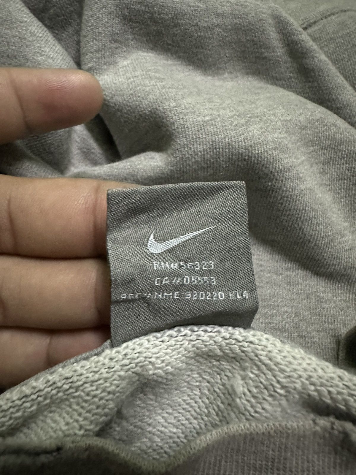 Nike Nike small logo pullover sweatshirt Size US XL / EU 56 / 4 - 6 Thumbnail