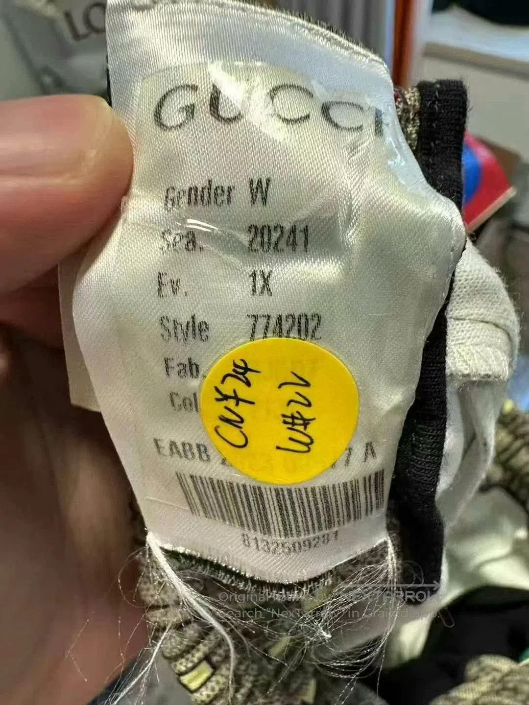 Gucci gucci classic cartoon logo shorts for men. Size US 26 / EU 42 - 4 Thumbnail