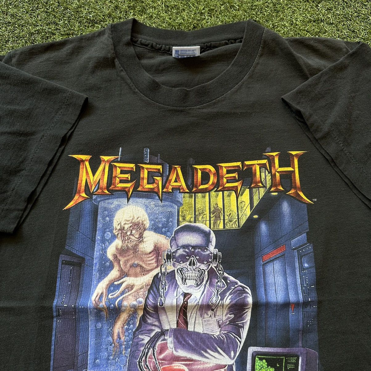 MEGADETH Band T-Shirt, Men's Size L unclear black type Vintage Second Hand