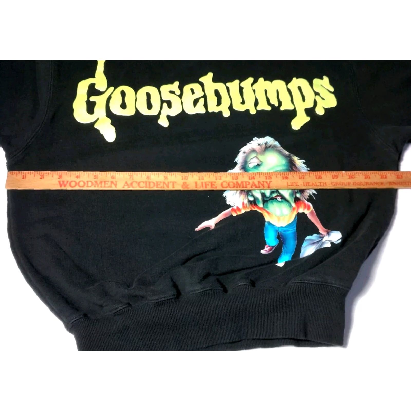 Vintage VINTAGE Dumbgood Goosebumps Welcome to Horrorland Sweatshirt Unisex XS Black Graphic Pullover Mens Size US XS / EU 42 / 0 - 3 Thumbnail