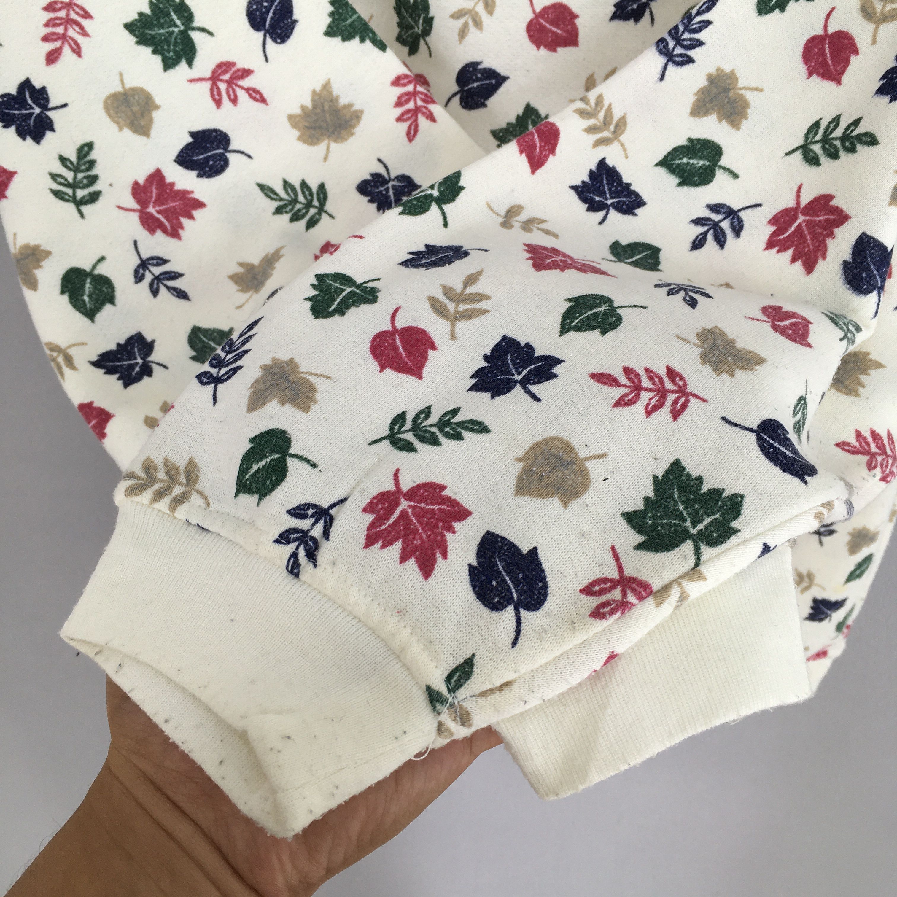 Vintage Vintage Leaves Artwork Abstract Sweatshirt Women Medium Size US M / EU 48-50 / 2 - 4 Thumbnail