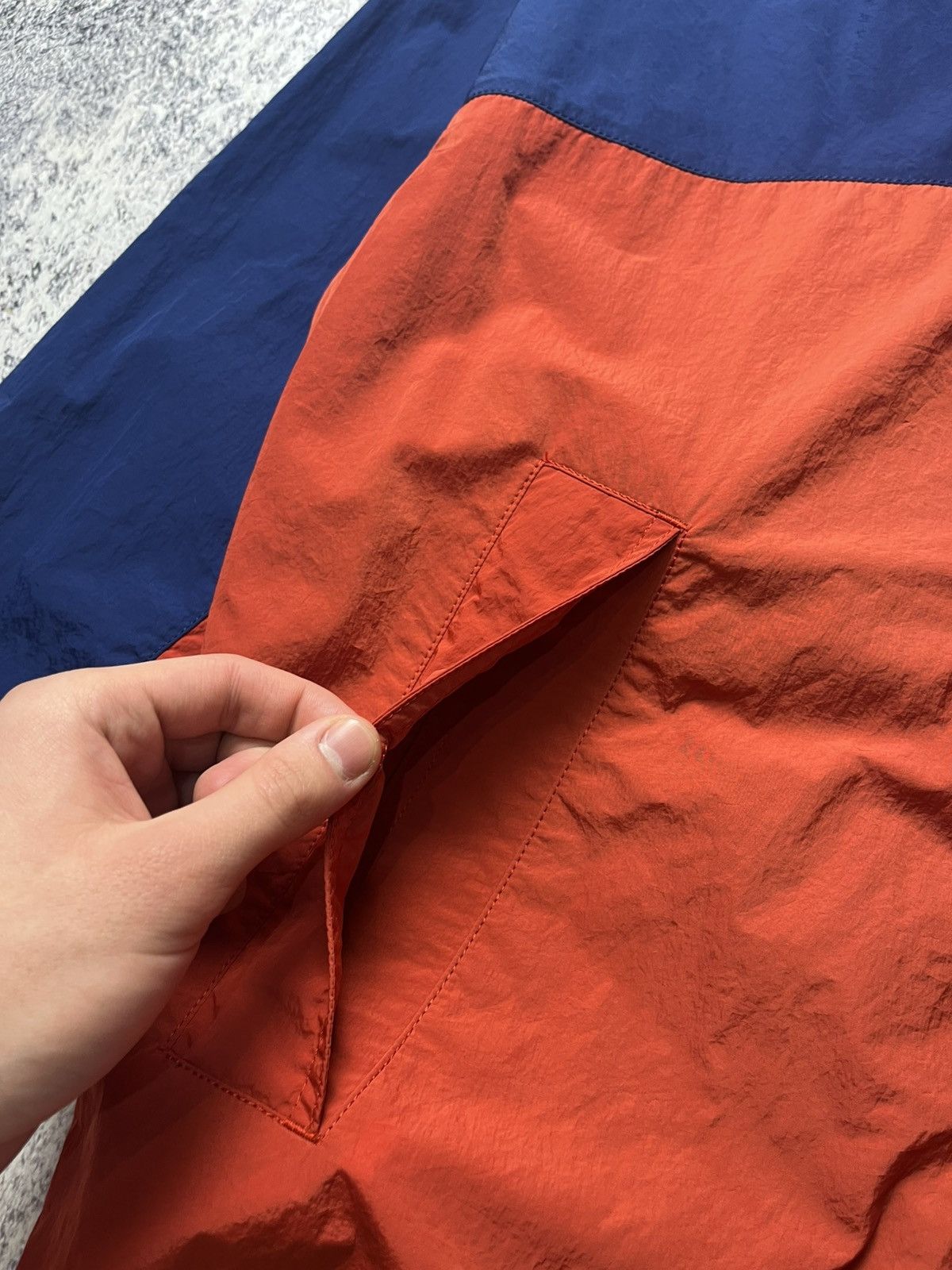 Japanese Brand Rare JW Anderson Uniqlo Light Jacket size S Size US S / EU 44-46 / 1 - 8 Thumbnail
