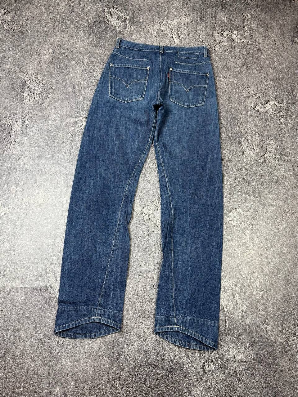 Levi's Rare Levi's Engineered Jeans Blue Denim 2000s Y2K Size US 29 - 12 Thumbnail