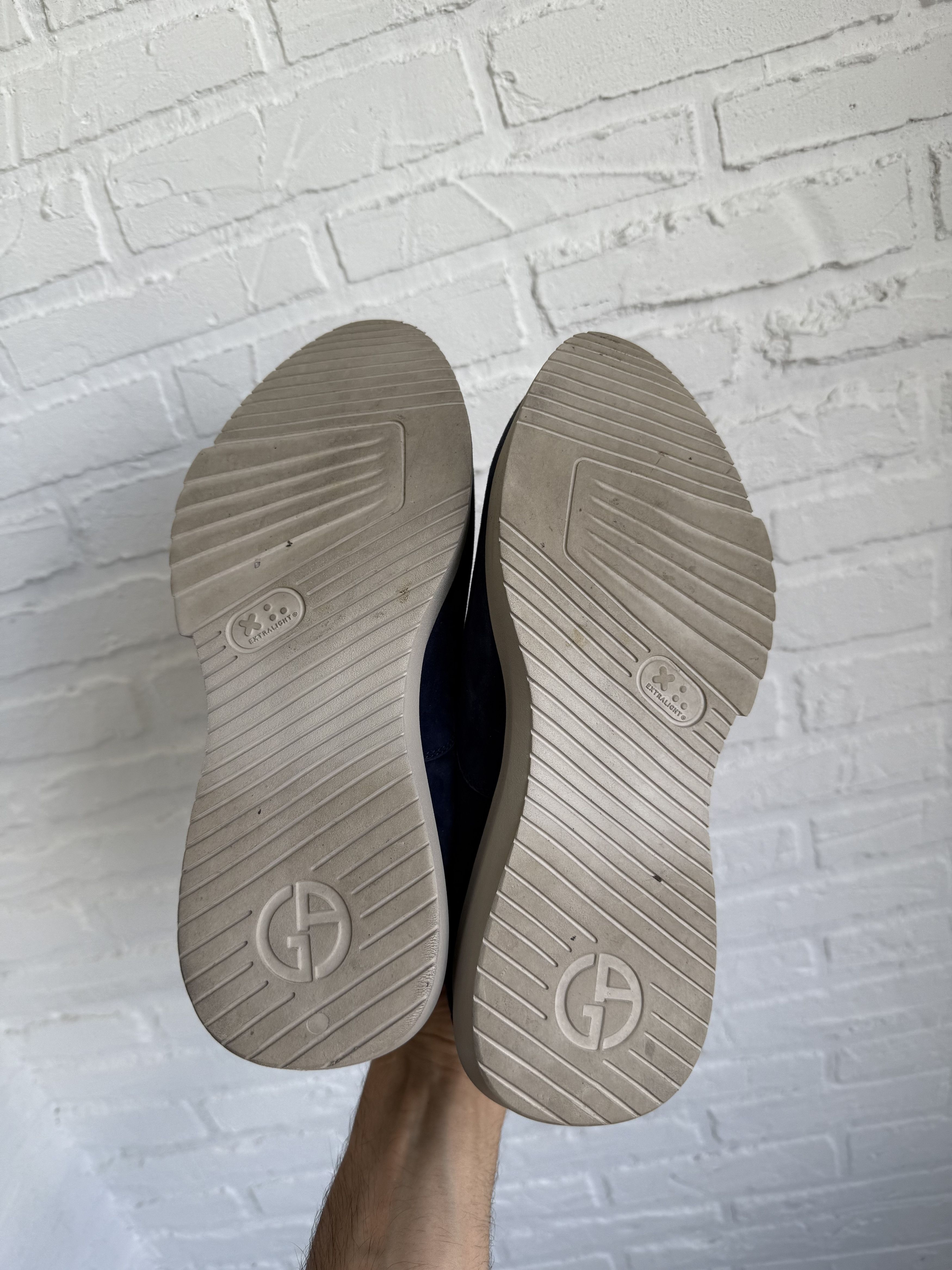 Giorgio Armani Giorgio Armani suede leather slip-on loafers Size US 8 / EU 41 - 7 Thumbnail