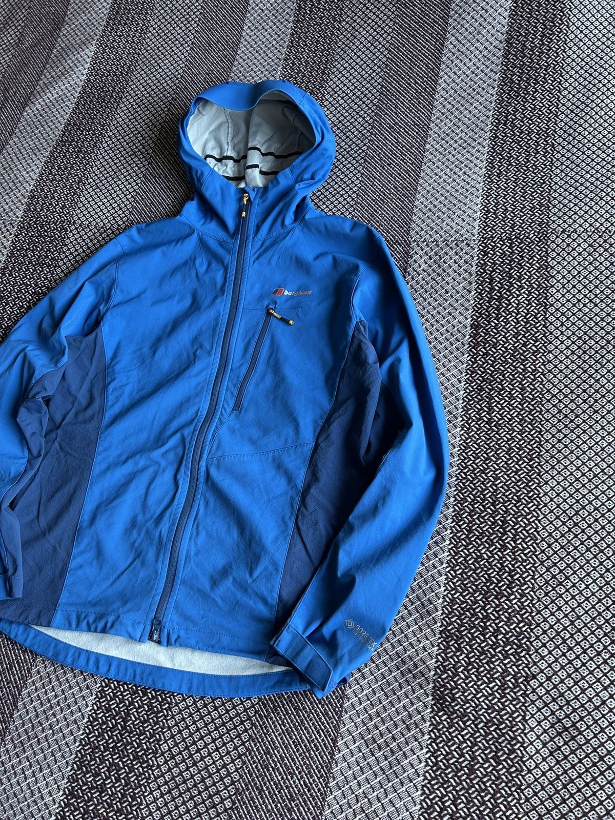 Berghaus Berghaus Gore-Tex Infitium Gorpcore Extrem Jacket Size Large Size US L / EU 52-54 / 3 - 2 Thumbnail
