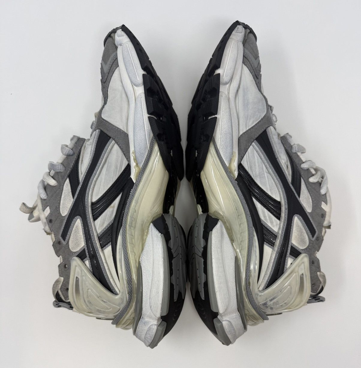 Balenciaga Balenciaga Runner Sneaker Grey/White/Black Size US 12 / EU 45 - 4 Thumbnail