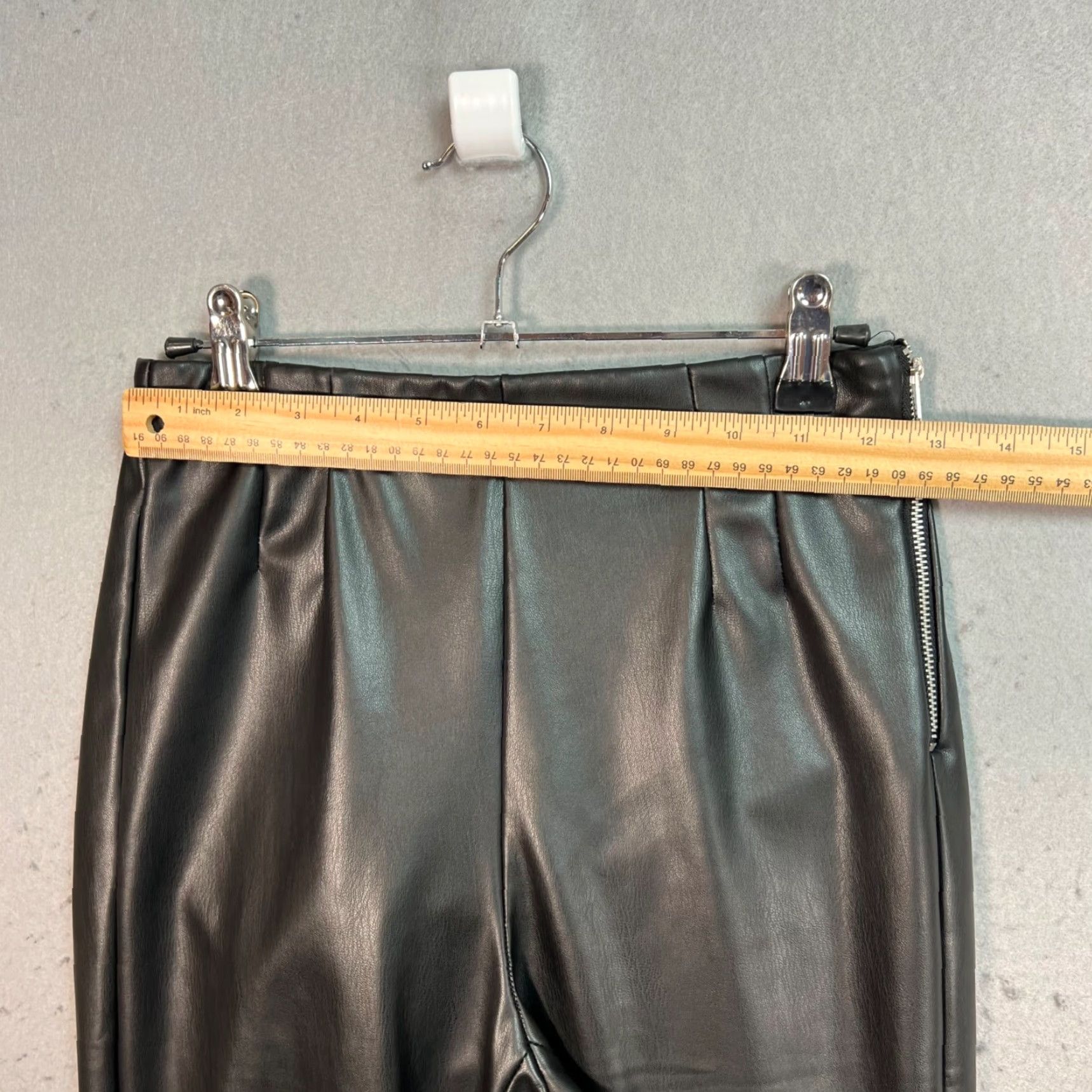 Zara Zara Black Faux Leather High-Waisted Slim Leg Pants Womens Small Size 28" / US 6 / IT 42 - 4 Thumbnail