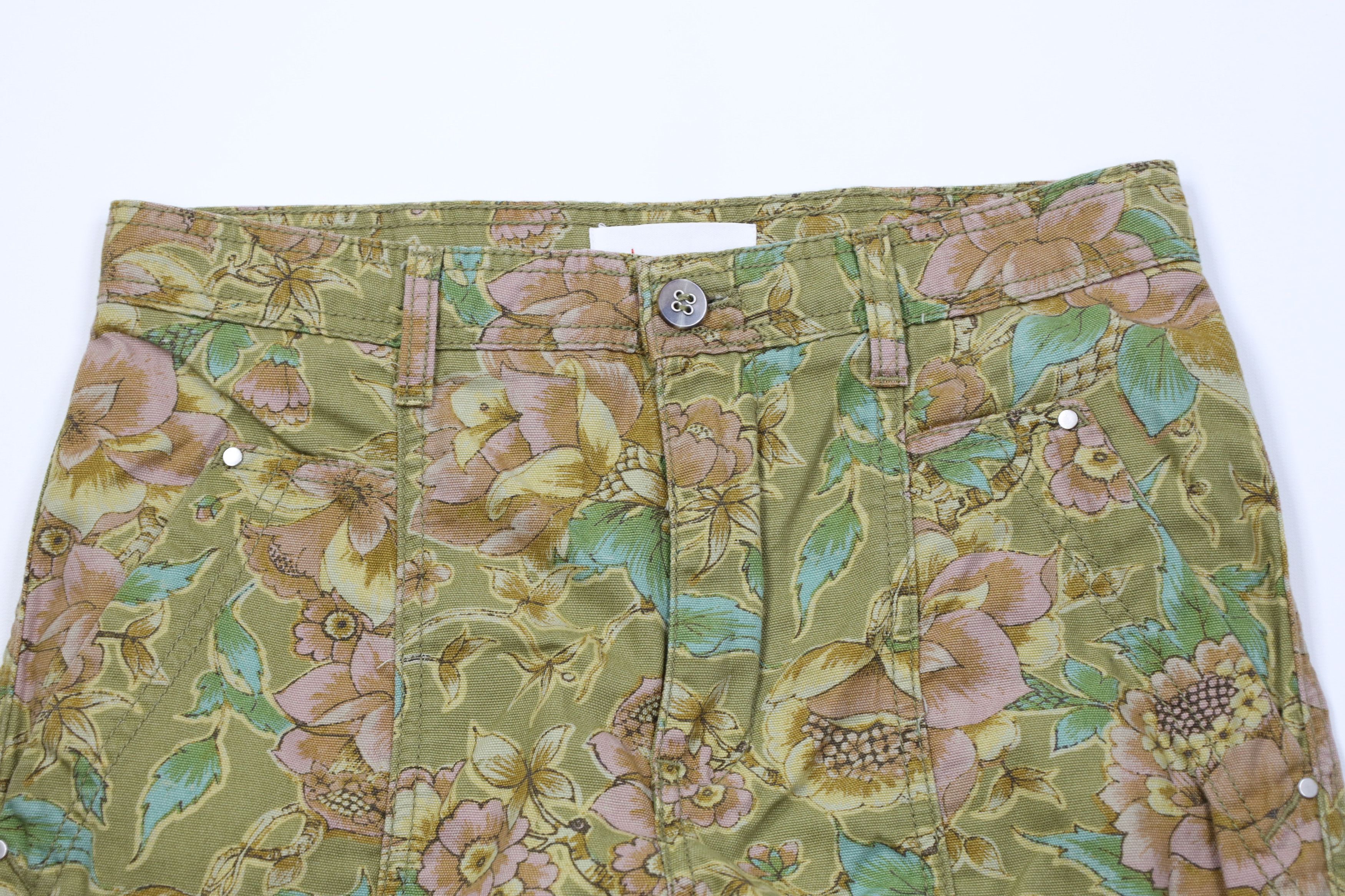 Anthropologie Anthropologie Pilcro Letterpress Flower Capris Cargo Pants Size 27" / US 4 / IT 40 - 2 Thumbnail