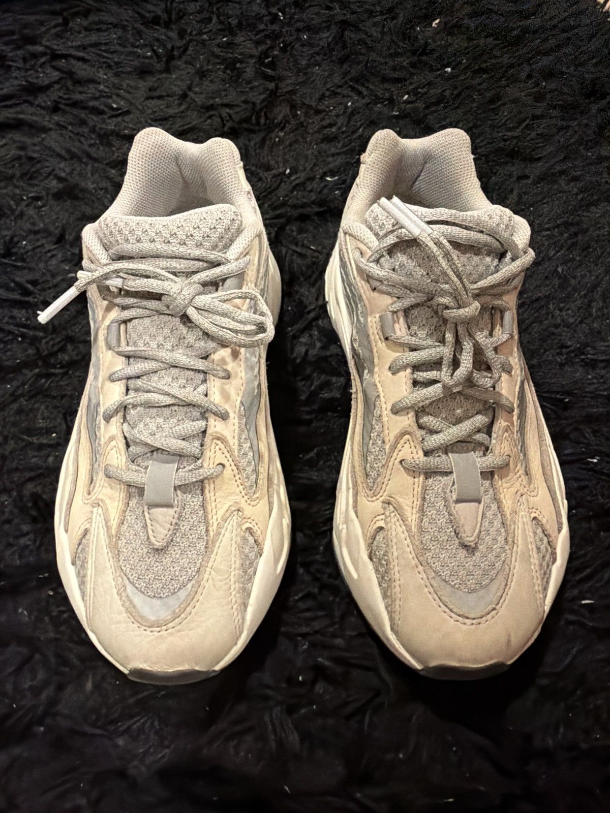 Yeezy Adidas Yeezy Boost 700 V2 Static Size US 8 / EU 41 - 3 Thumbnail