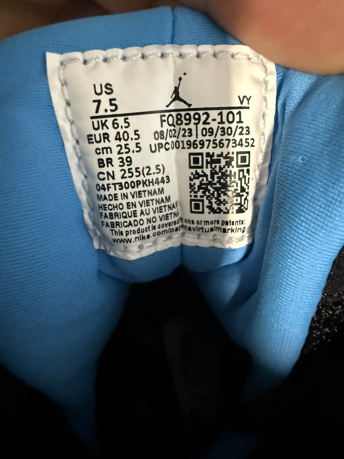 Jordan Brand Air Jordan 9 Powder Blue Size 7.5 Brand New Size US 7.5 / EU 40-41 - 6 Thumbnail