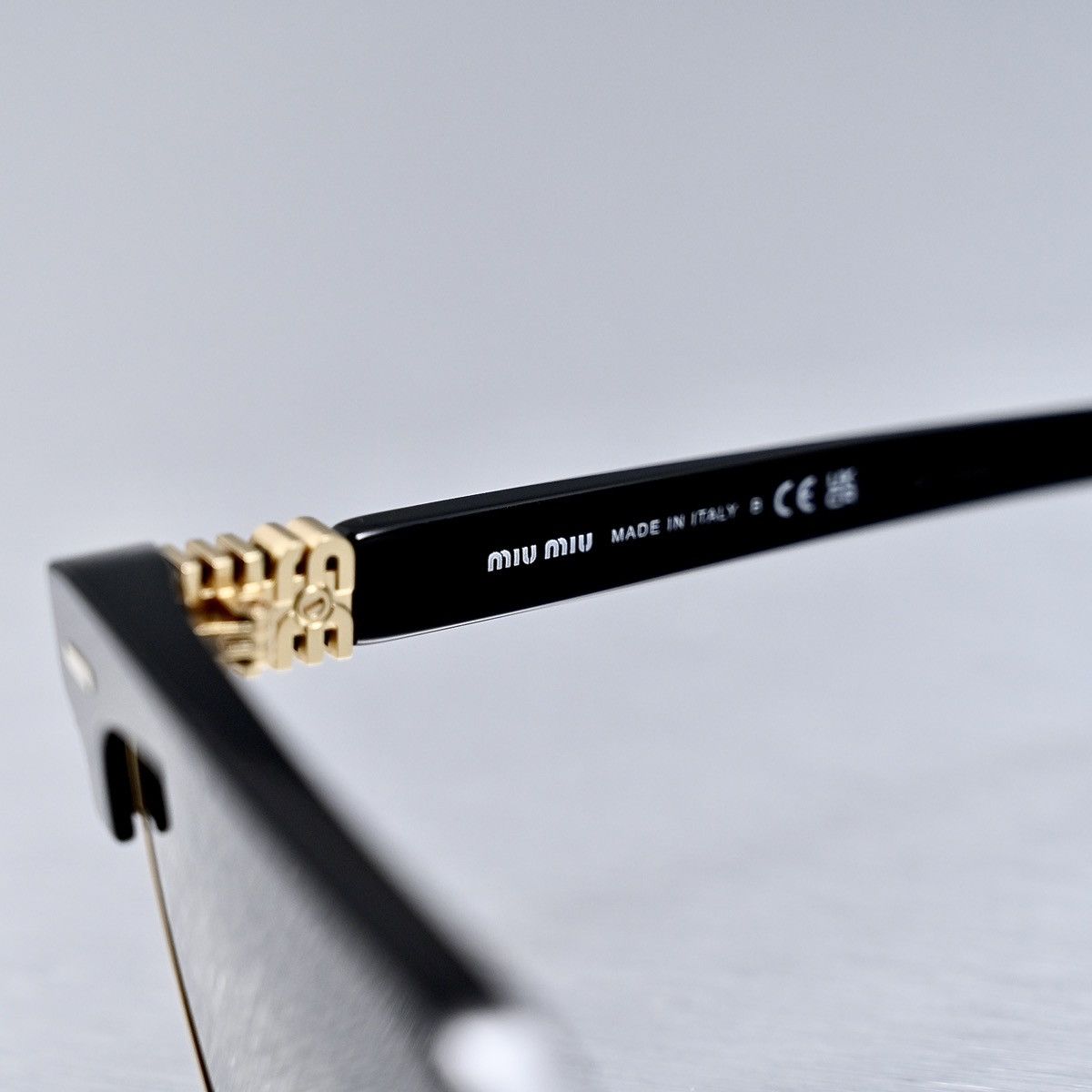 Miu Miu MIU MIU 0MU 10ZS SUNGLASSES Size ONE SIZE - 4 Thumbnail
