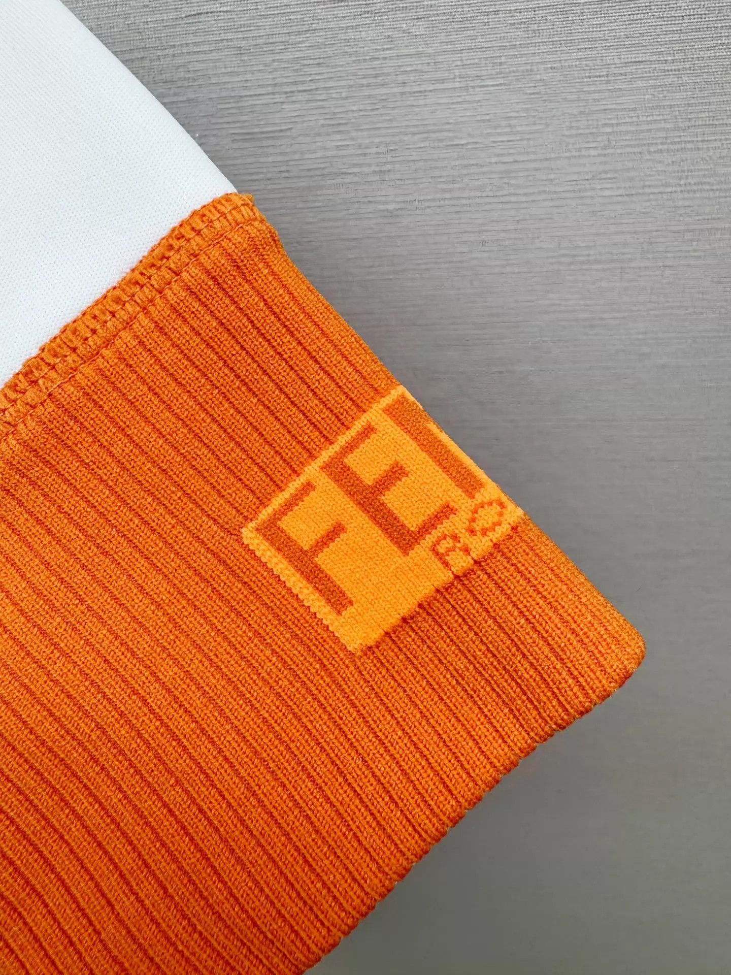 Fendi Fendi Logo Hoodie 38 Worn 2x Size XS / US 0-2 / IT 36-38 - 8 Thumbnail