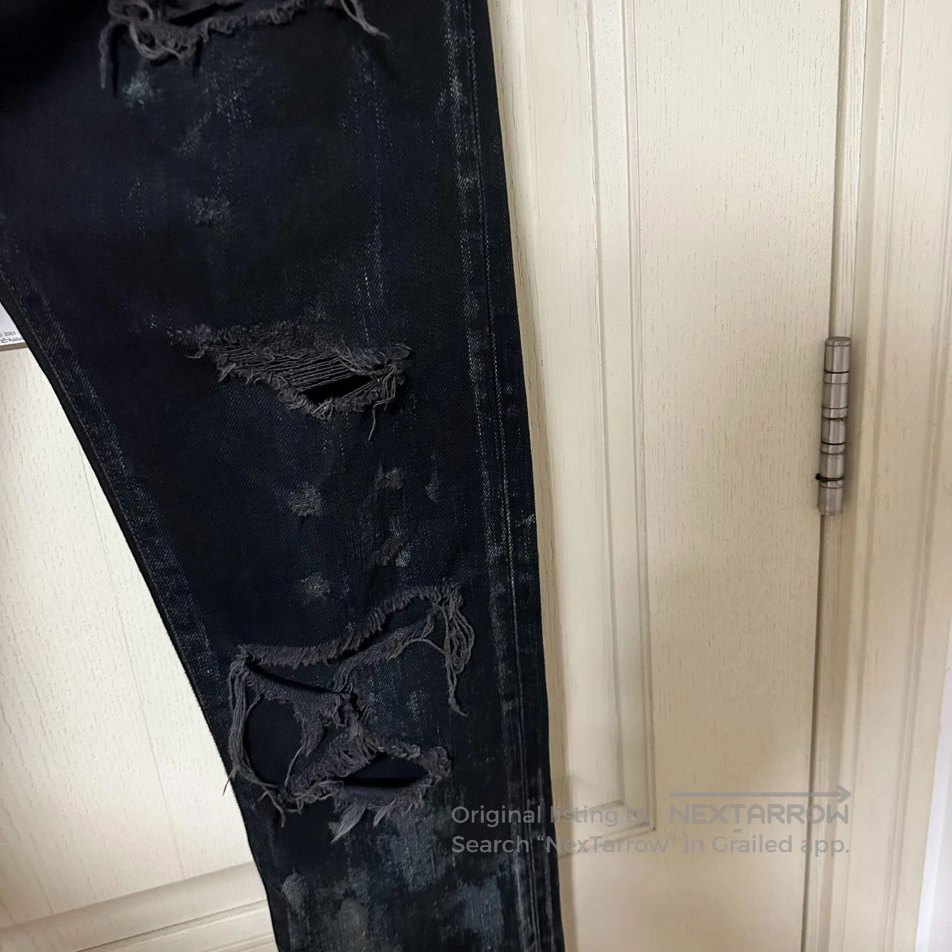 Saint Laurent Paris Saint Laurent Black Distressed Jeans. Size US 29 - 4 Thumbnail