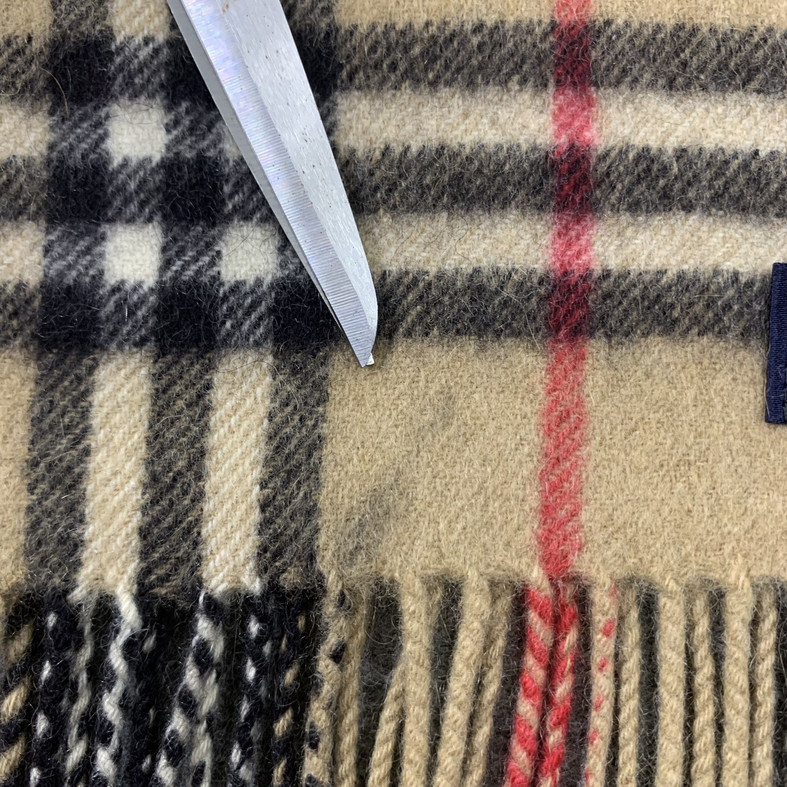 Burberry Burberry Scarf Cashmere Muffler Neck Wrap BL9299 Size ONE SIZE - 6 Thumbnail
