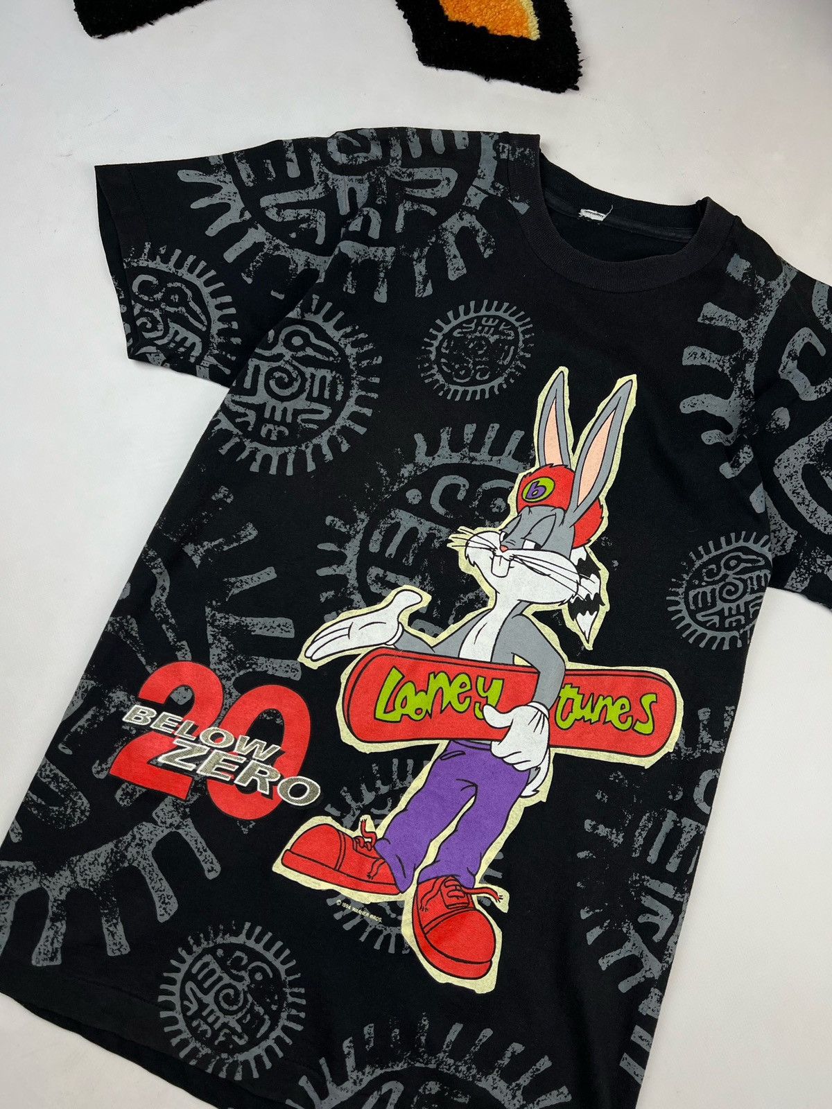 Vintage × Warner Bros Vintage looney tunes Tshirt skateboards Aztec all over print Size US M / EU 48-50 / 2 - 12 Thumbnail