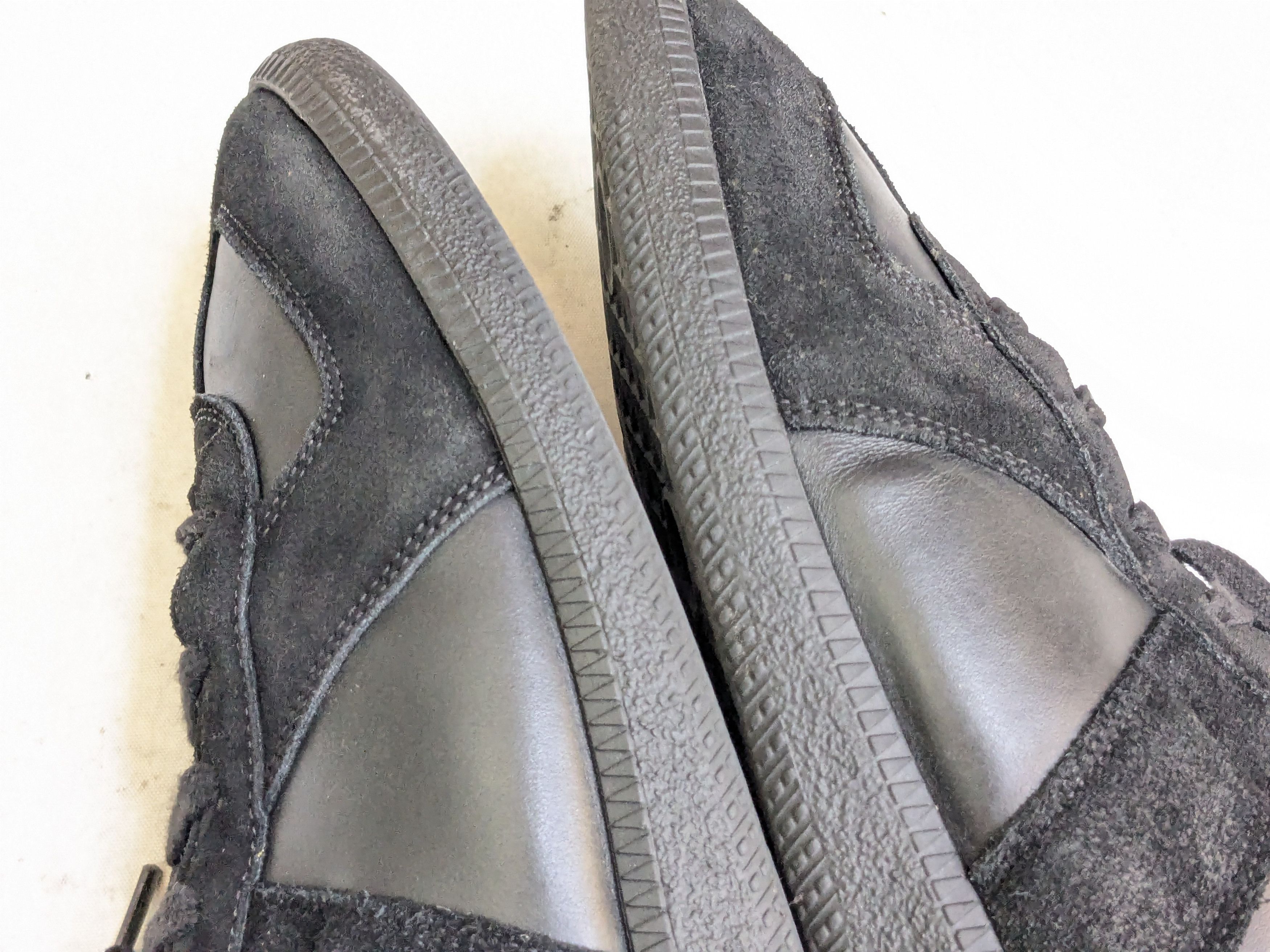 Maison Margiela Maison Margiela GAT Replica Black 12 45 Low Tops Size US 12 / EU 45 - 9 Thumbnail