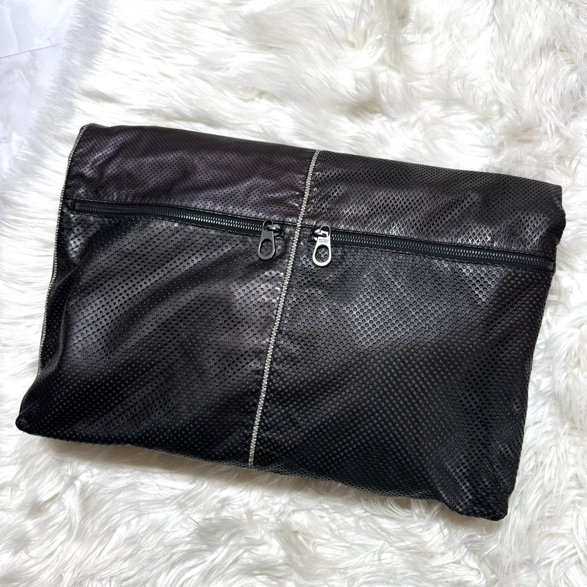 Bottega Veneta runway, Bottega Veneta mesh leather shoulder clutch bag Size ONE SIZE - 8 Thumbnail