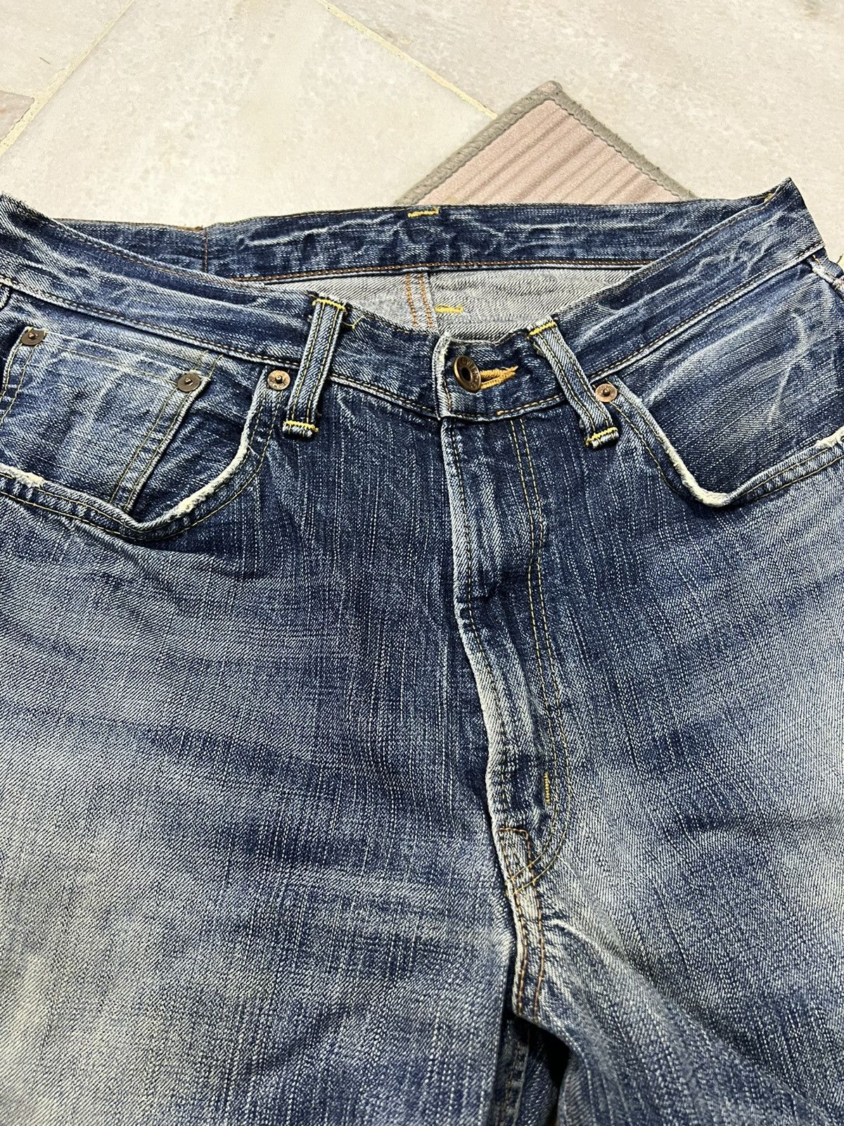 Edwin × If Six Was Nine VINTAGE EDWIN 505z SELVEDGE DISTRESSED BAGGY JEANS Size US 31 - 6 Thumbnail
