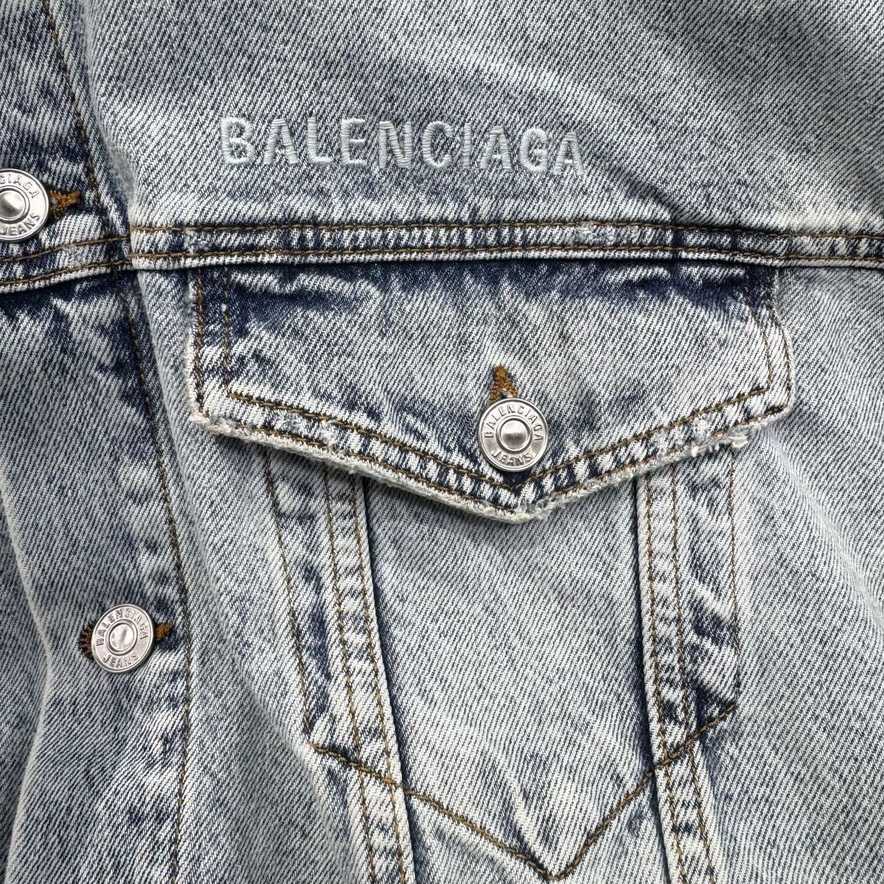Balenciaga balenciaga twisted sleeve denim jacket Size US M / EU 48-50 / 2 - 3 Thumbnail