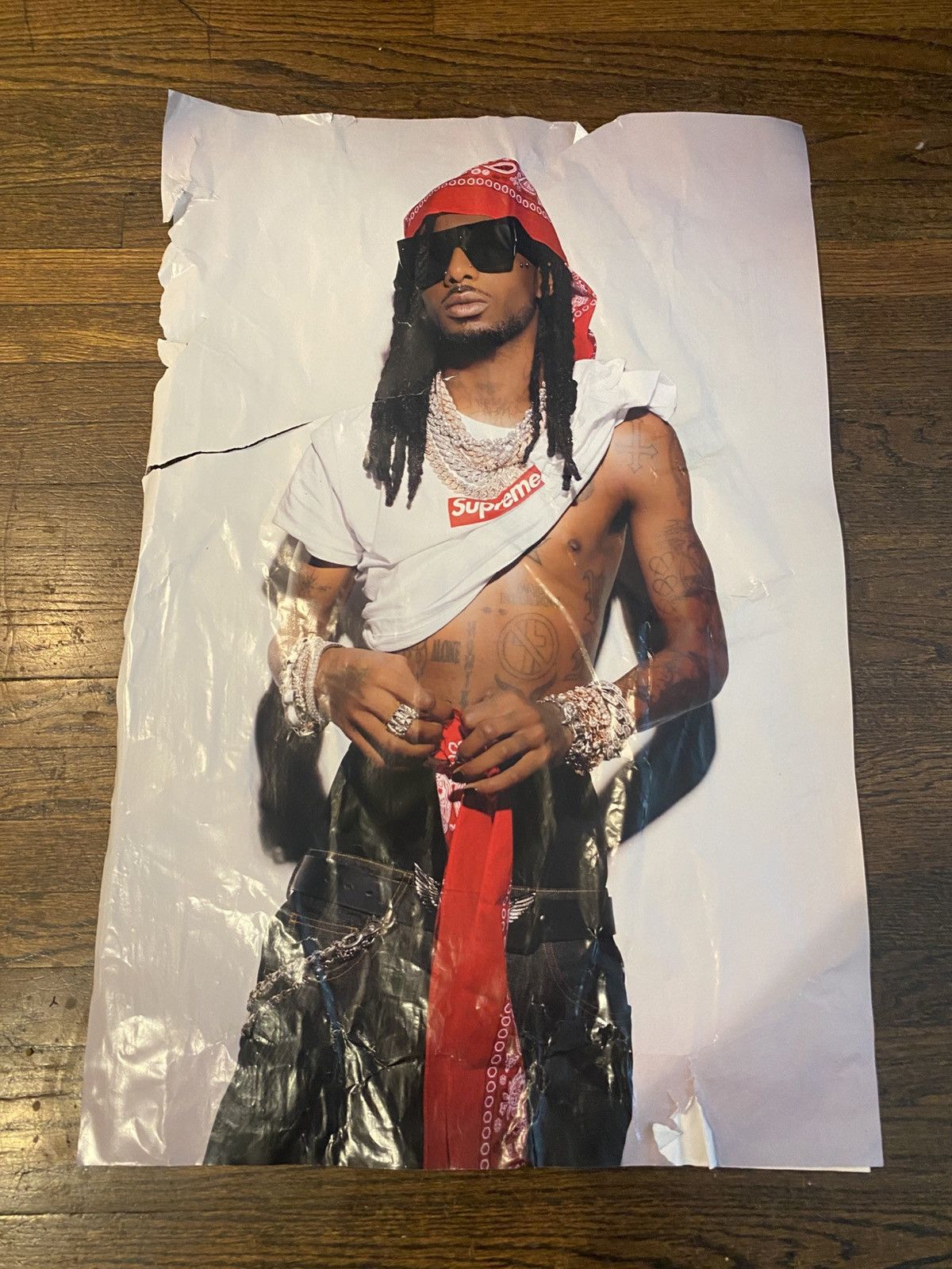 supreme×playboi carti ポスター s-l400.jpg