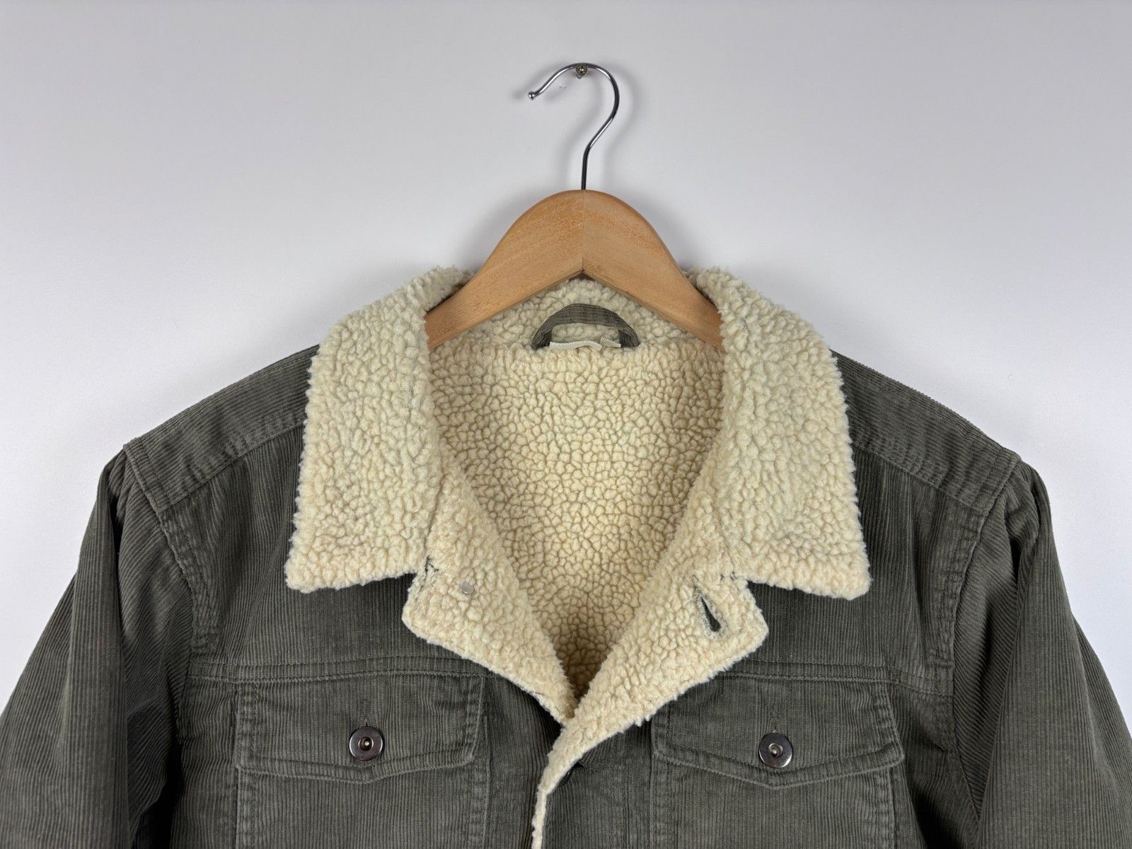 Cotton Traders Mens Cotton Traders Corduroy Sherpa Jacket Green Size XL Size US XL / EU 56 / 4 - 2 Thumbnail