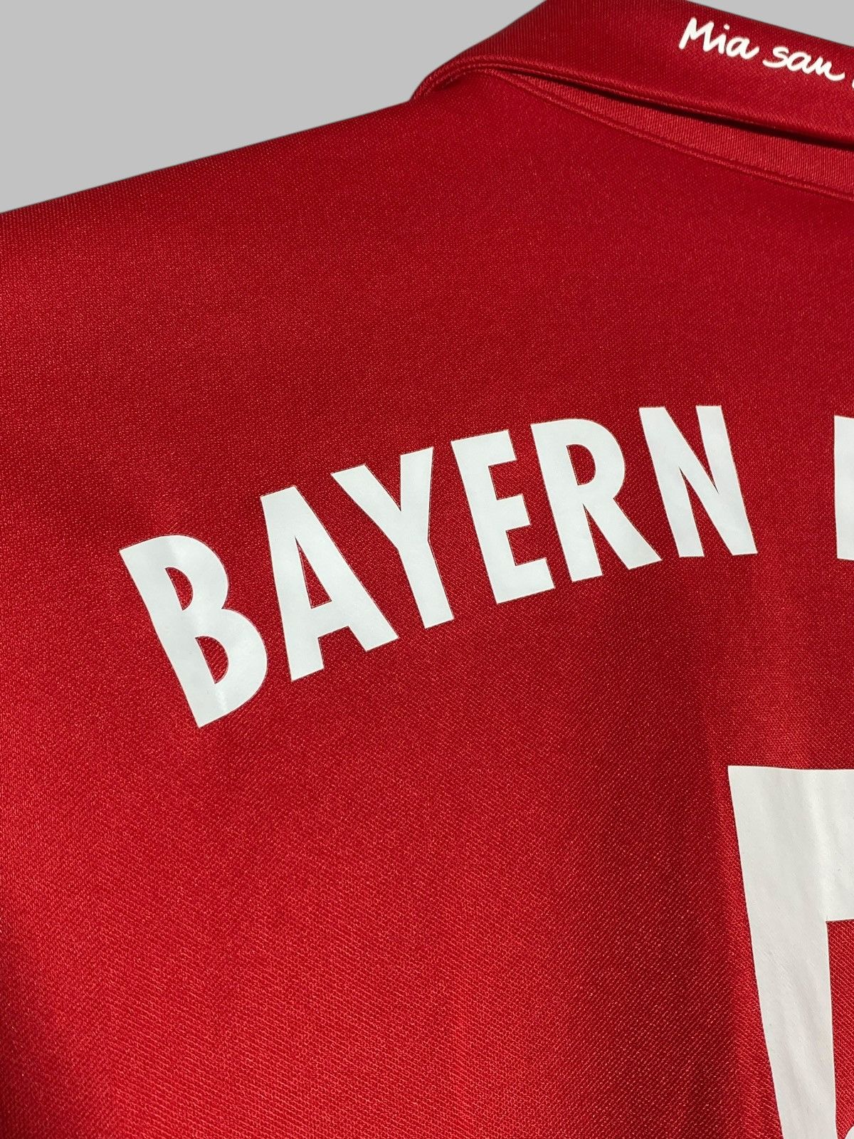 Adidas #5 Hummels Bayern München 2016/17 Adidas Football Shirt Size US M / EU 48-50 / 2 - 16 Thumbnail
