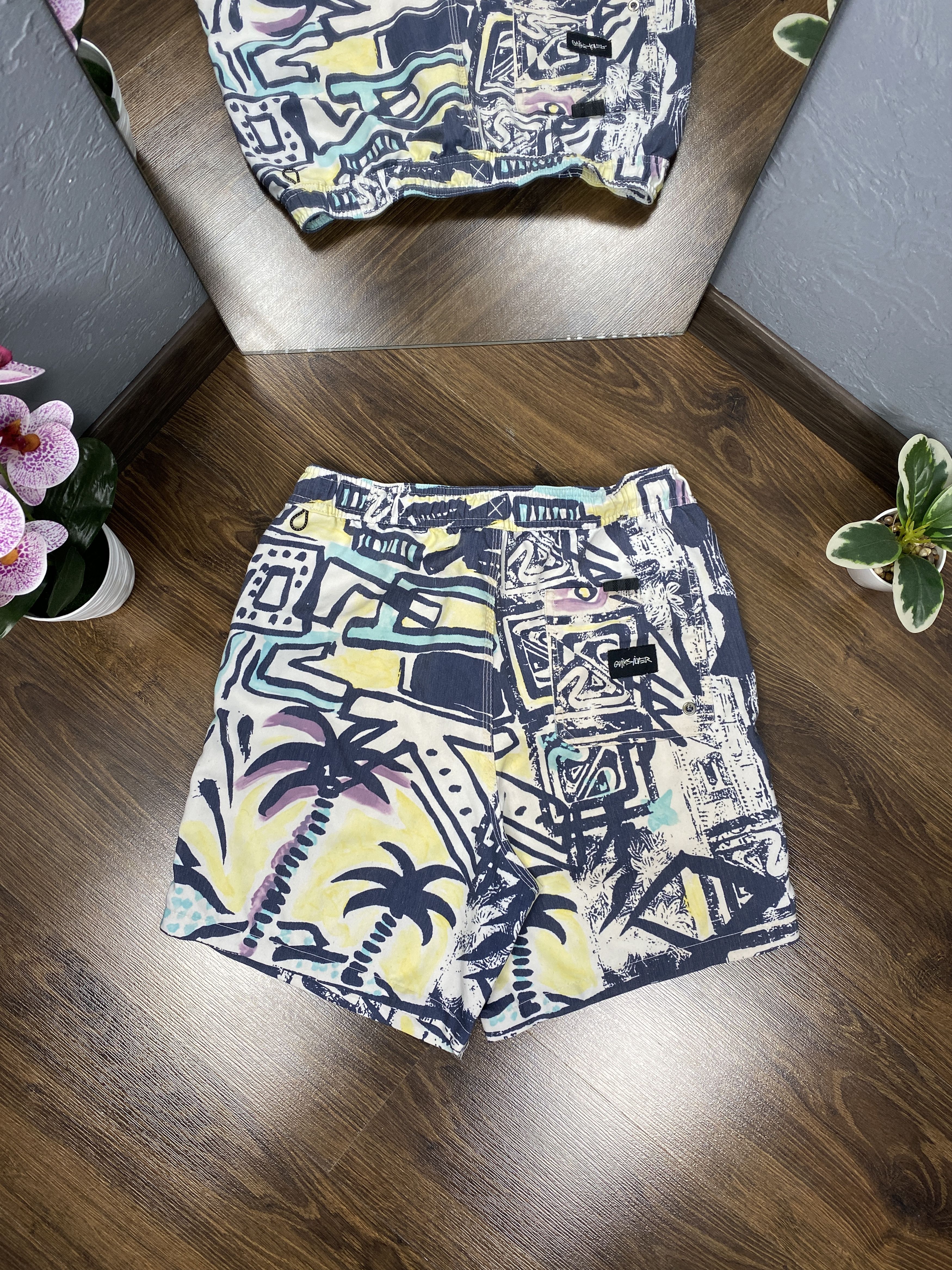 Quiksilver Quiksilver Vintage Surf Swimming Shorts Size US 34 / EU 50 - 8 Thumbnail