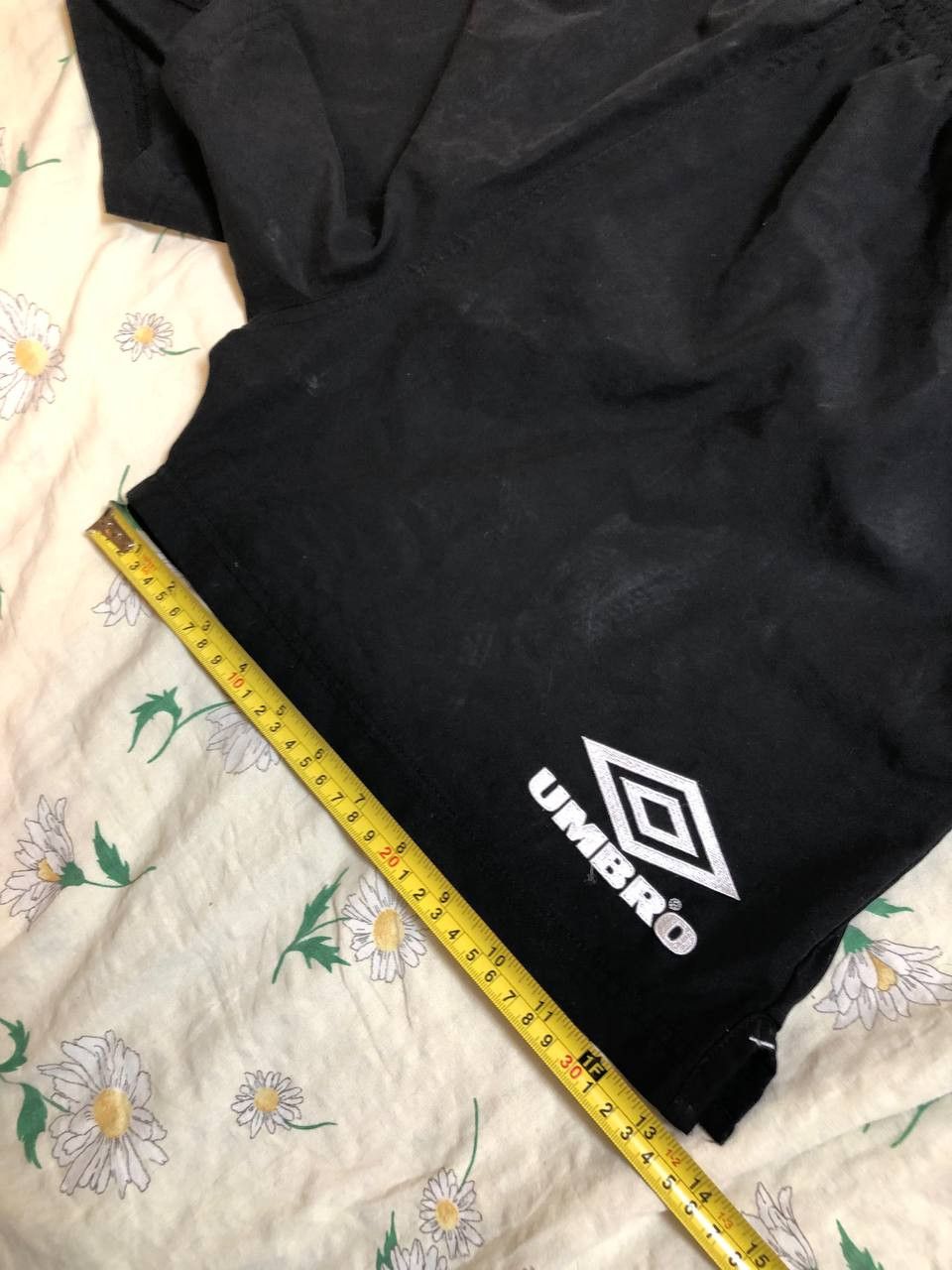 Umbro UMBRO 90s FOOTBALL SOCCER SHORTS BLACK Size US 34 / EU 50 - 8 Thumbnail